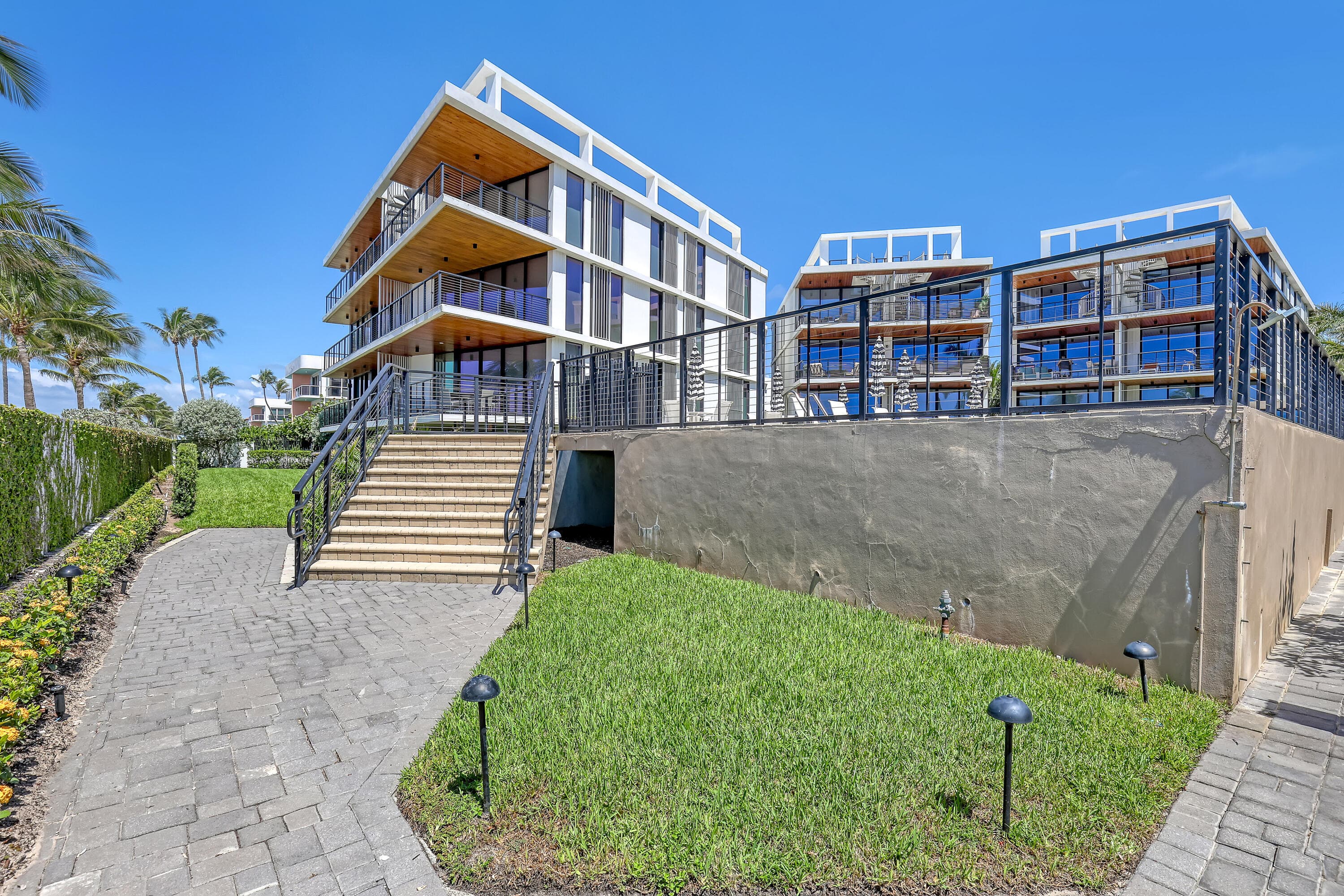 106 Inlet Way 305, Palm Beach Shores, FL 33404 — photo 28 of 39