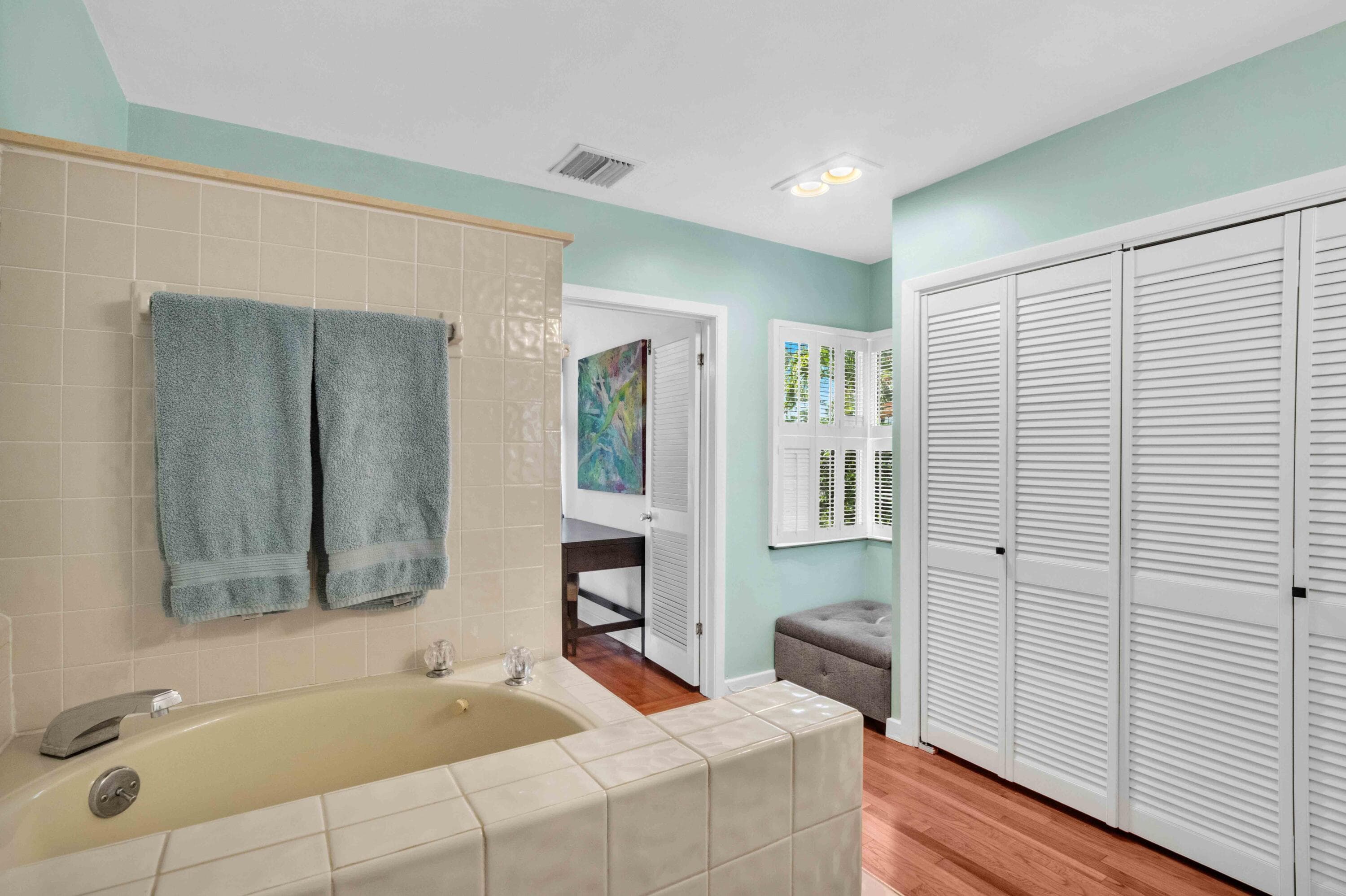 1219 N Lakeside Drive, Lake Worth Beach, FL 33460 — photo 26 of 45