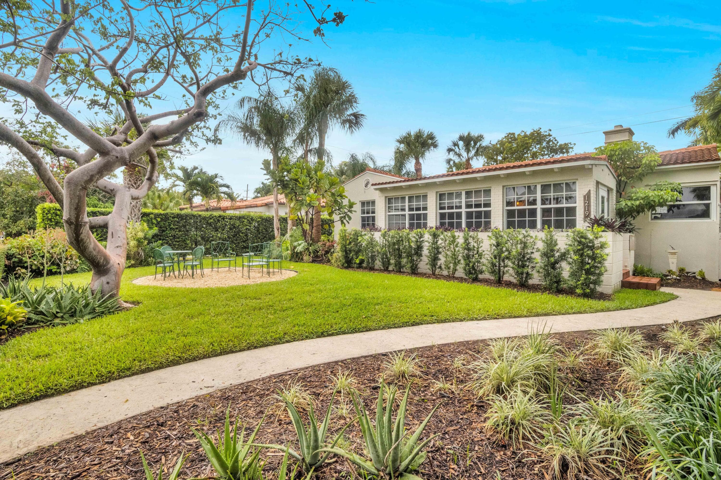 1219 N Lakeside Drive, Lake Worth Beach, FL 33460 — photo 35 of 45