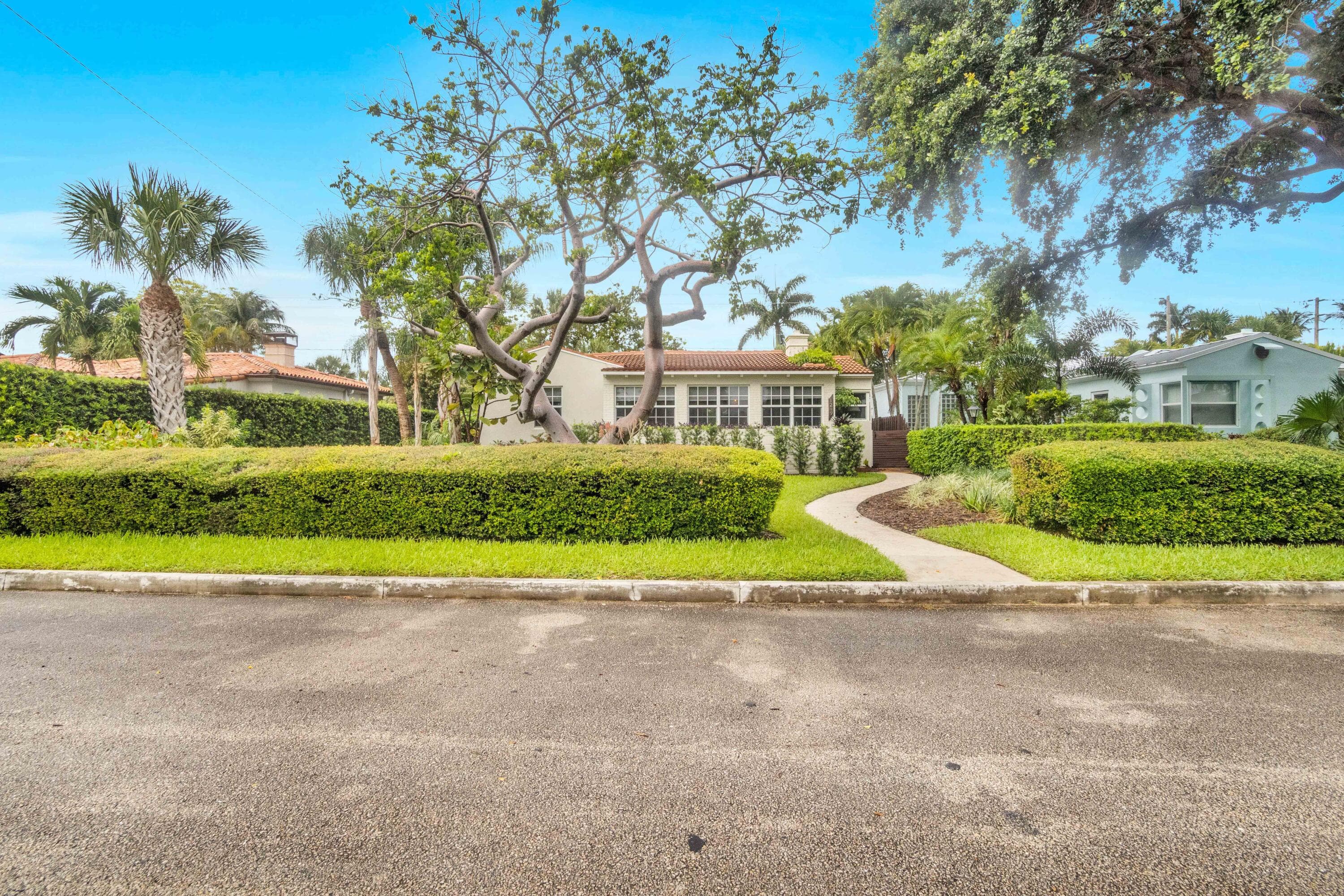 1219 N Lakeside Drive, Lake Worth Beach, FL 33460 — photo 38 of 45
