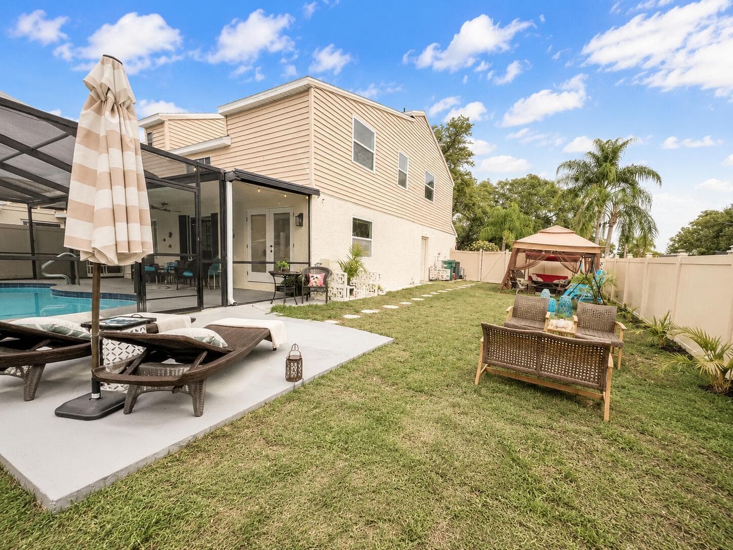 540 Sheridan Drive, Palm Harbor, FL 34684 — photo 29 of 48