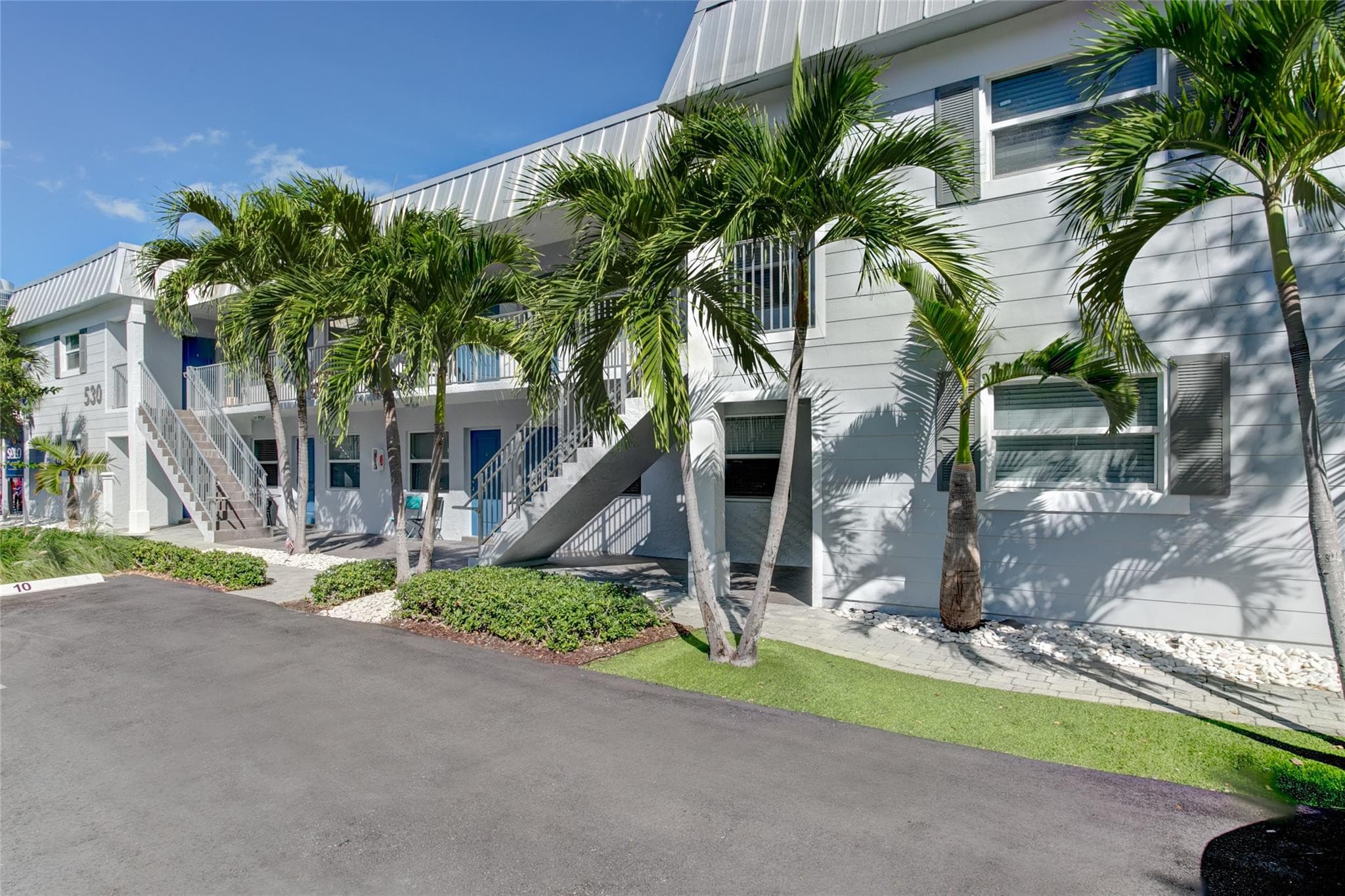 530 S Federal Highway 9, Fort Lauderdale, FL 33301 — photo 2 of 16