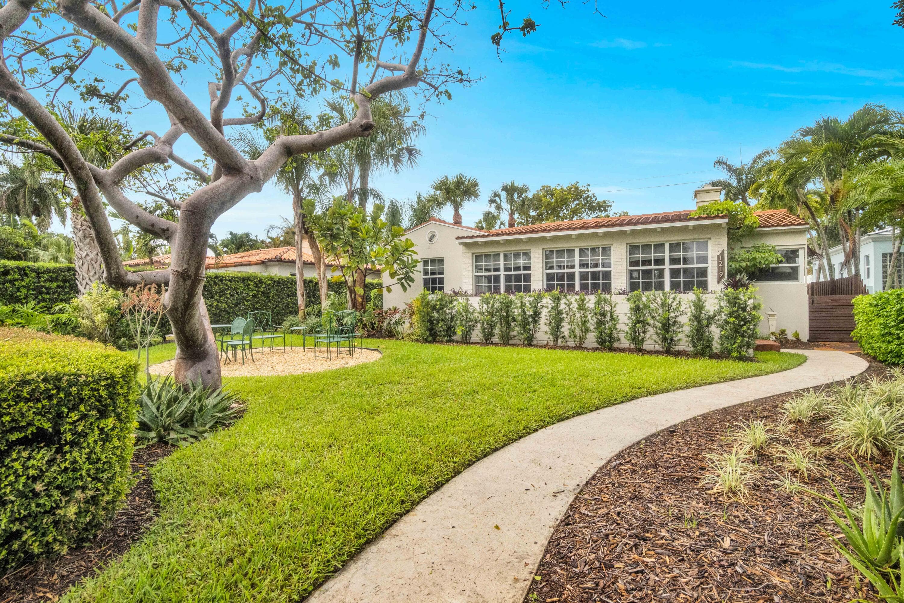 1219 N Lakeside Drive, Lake Worth Beach, FL 33460 — photo 1 of 45