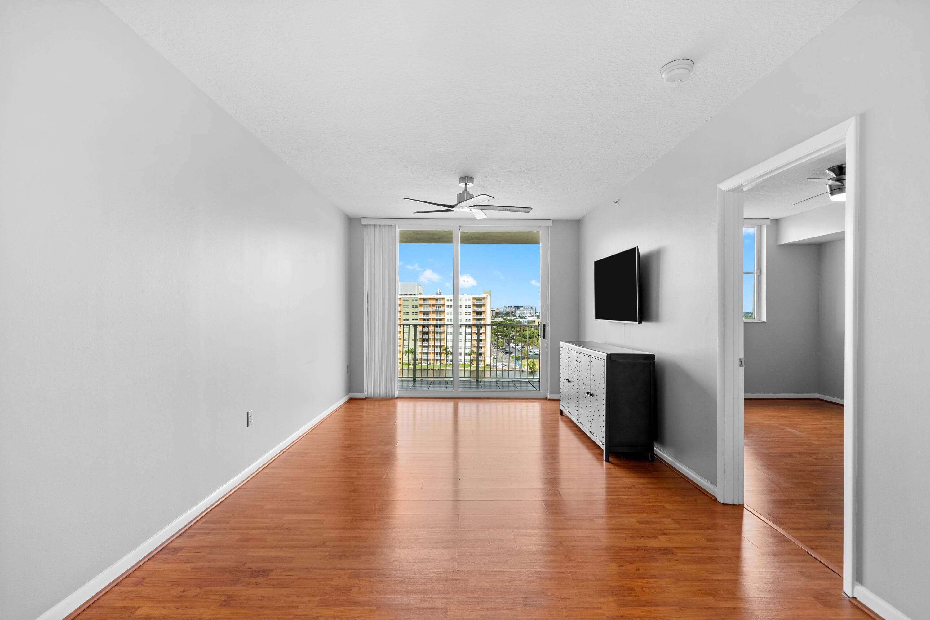 3020 NE 32nd Avenue 710, Fort Lauderdale, FL 33311 — photo 3 of 33
