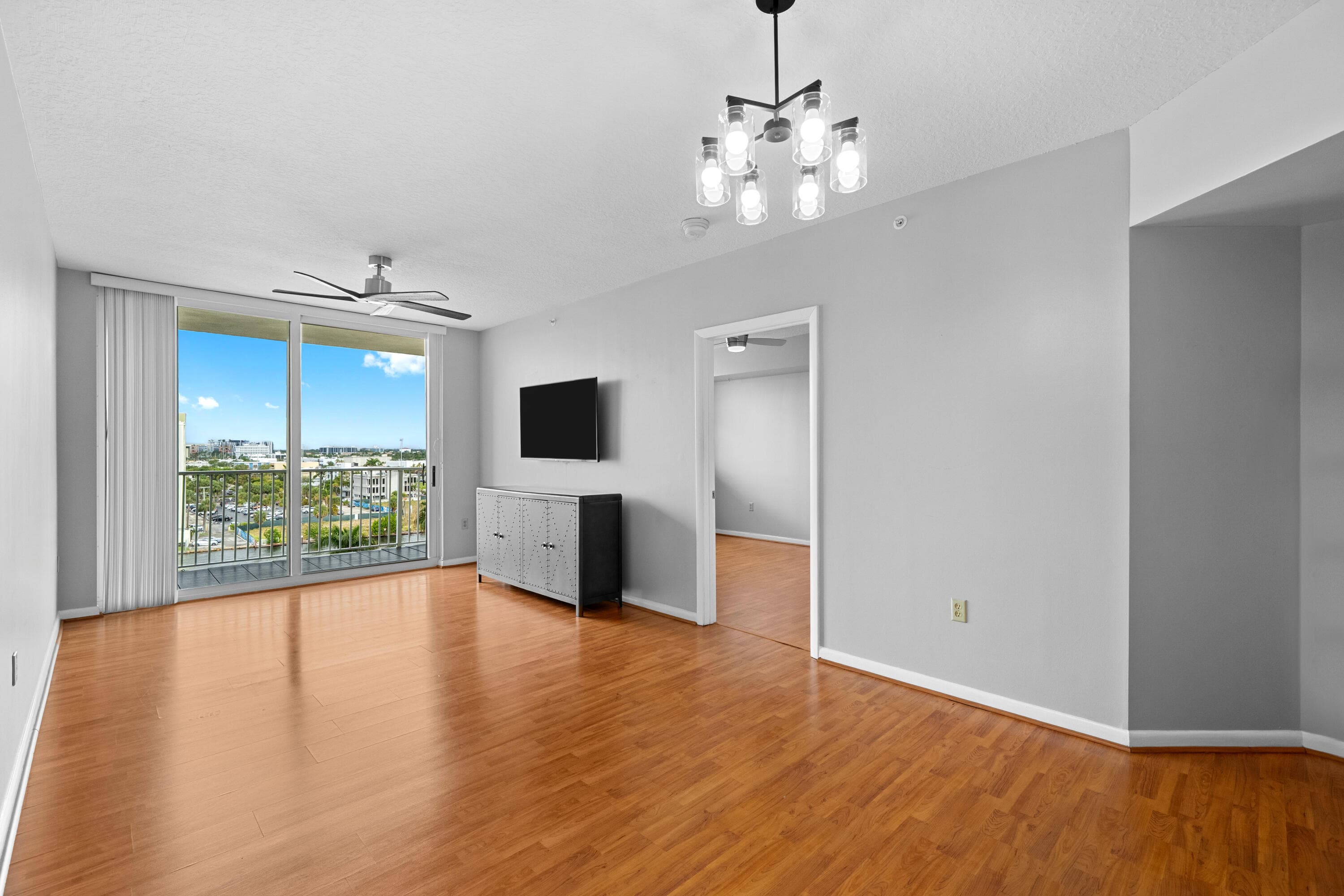 3020 NE 32nd Avenue 710, Fort Lauderdale, FL 33311 — photo 4 of 33