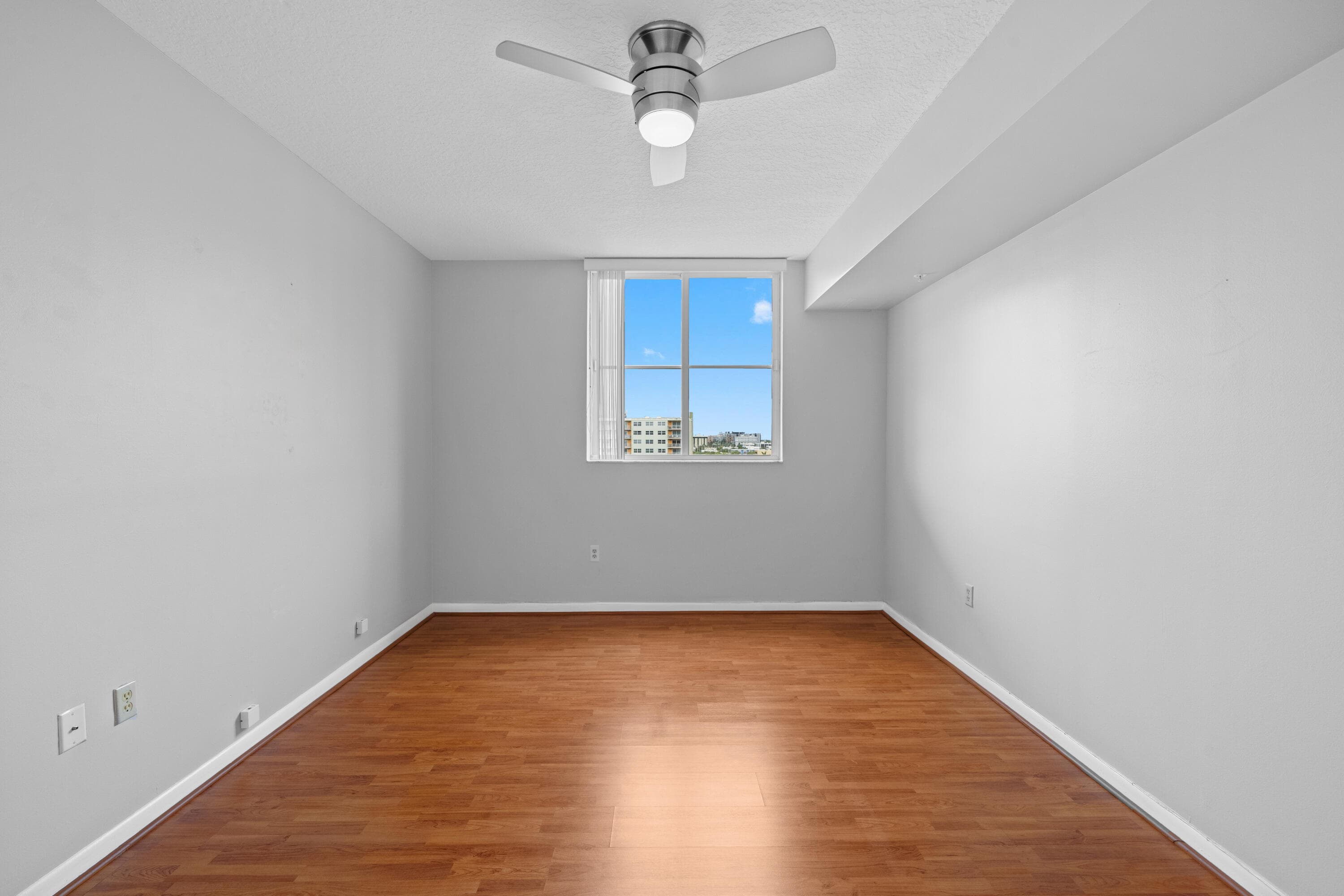 3020 NE 32nd Avenue 710, Fort Lauderdale, FL 33311 — photo 12 of 33