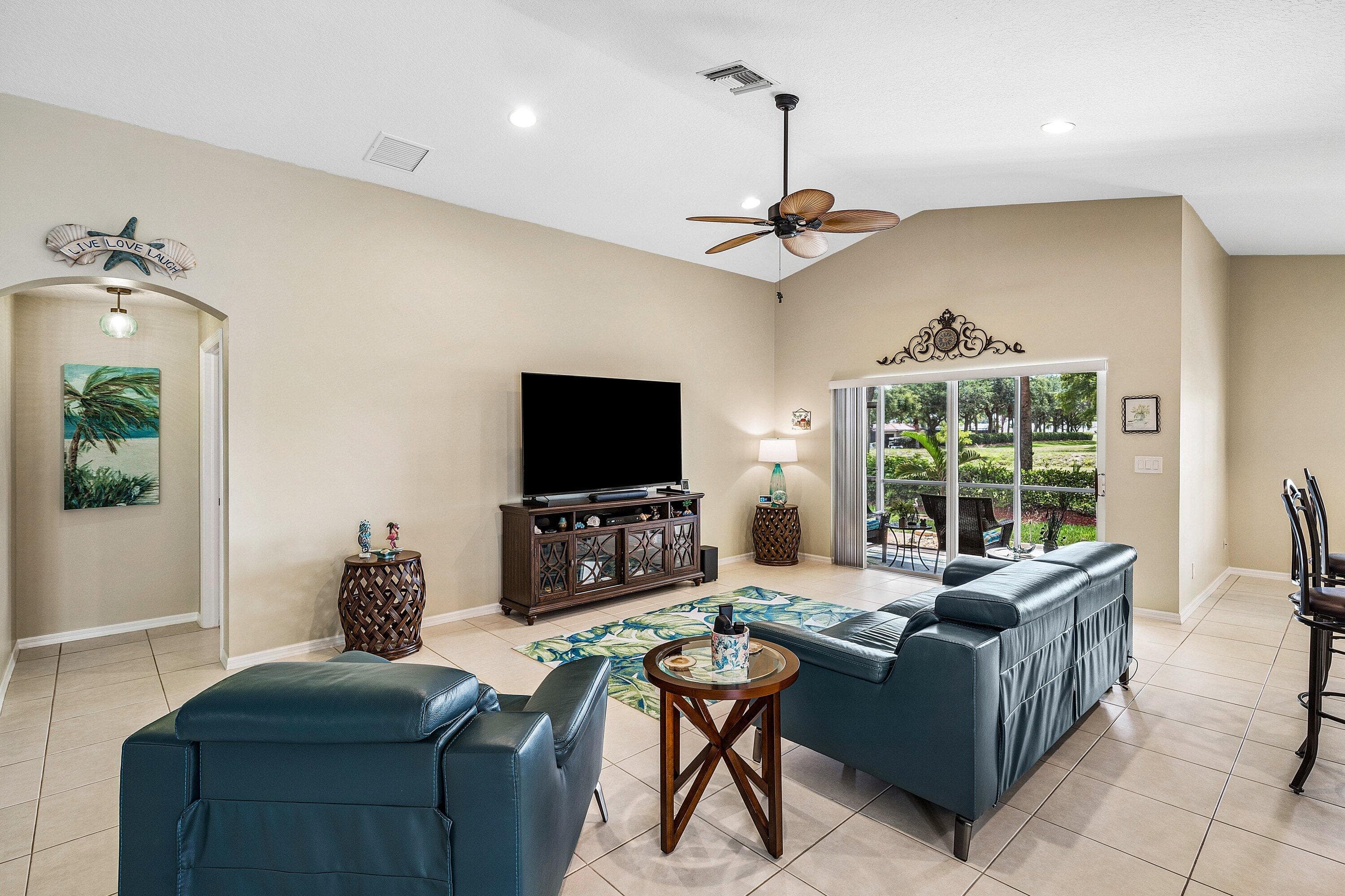 12095 Roma Road, Boynton Beach, FL 33437 — photo 7 of 54