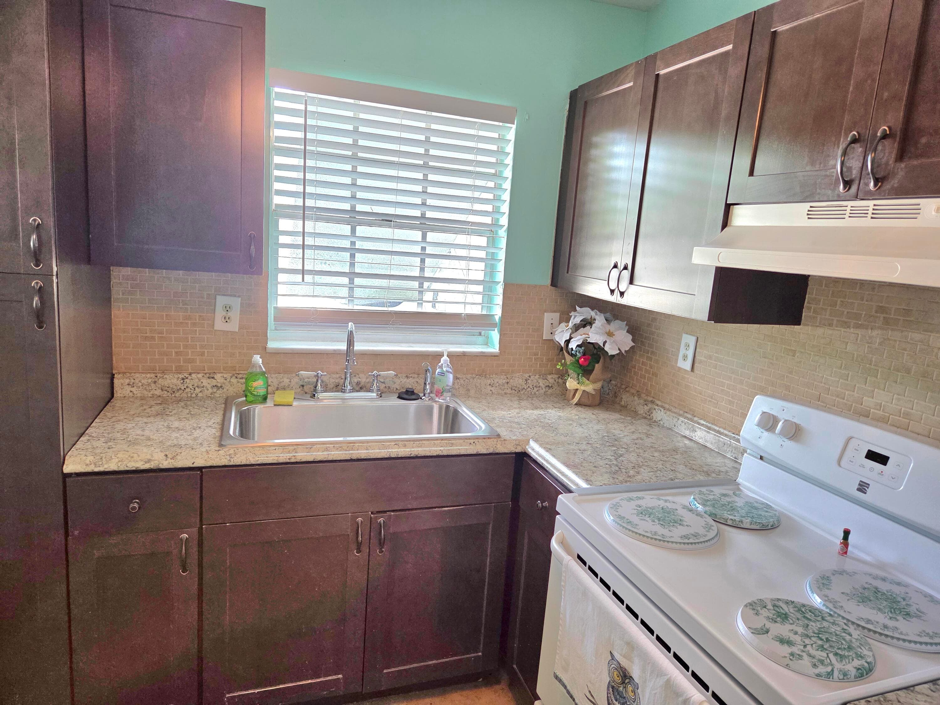 1971 SE 5th Court 101e, Pompano Beach, FL 33060 — photo 2 of 19