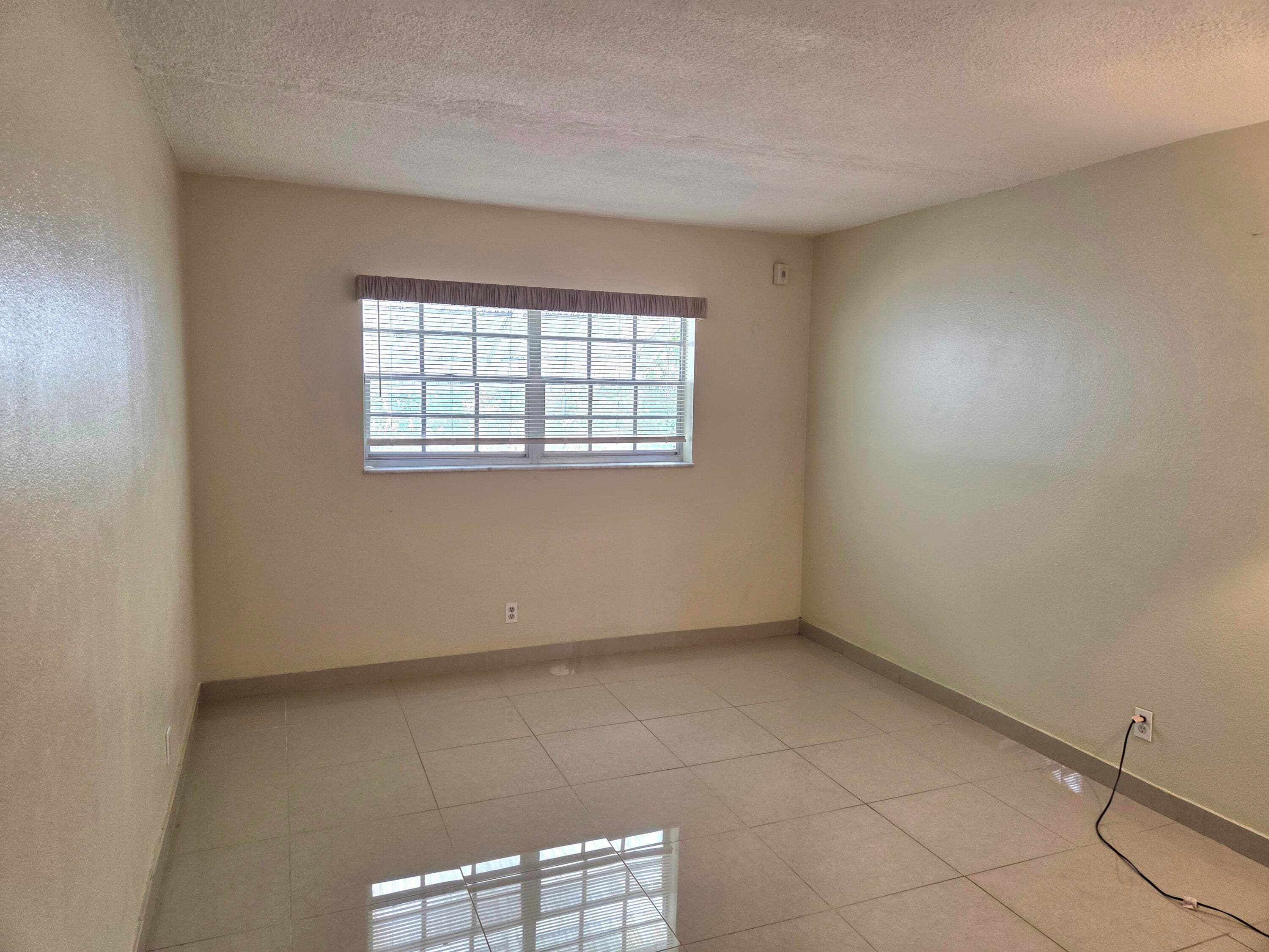 1971 SE 5th Court 101e, Pompano Beach, FL 33060 — photo 10 of 19