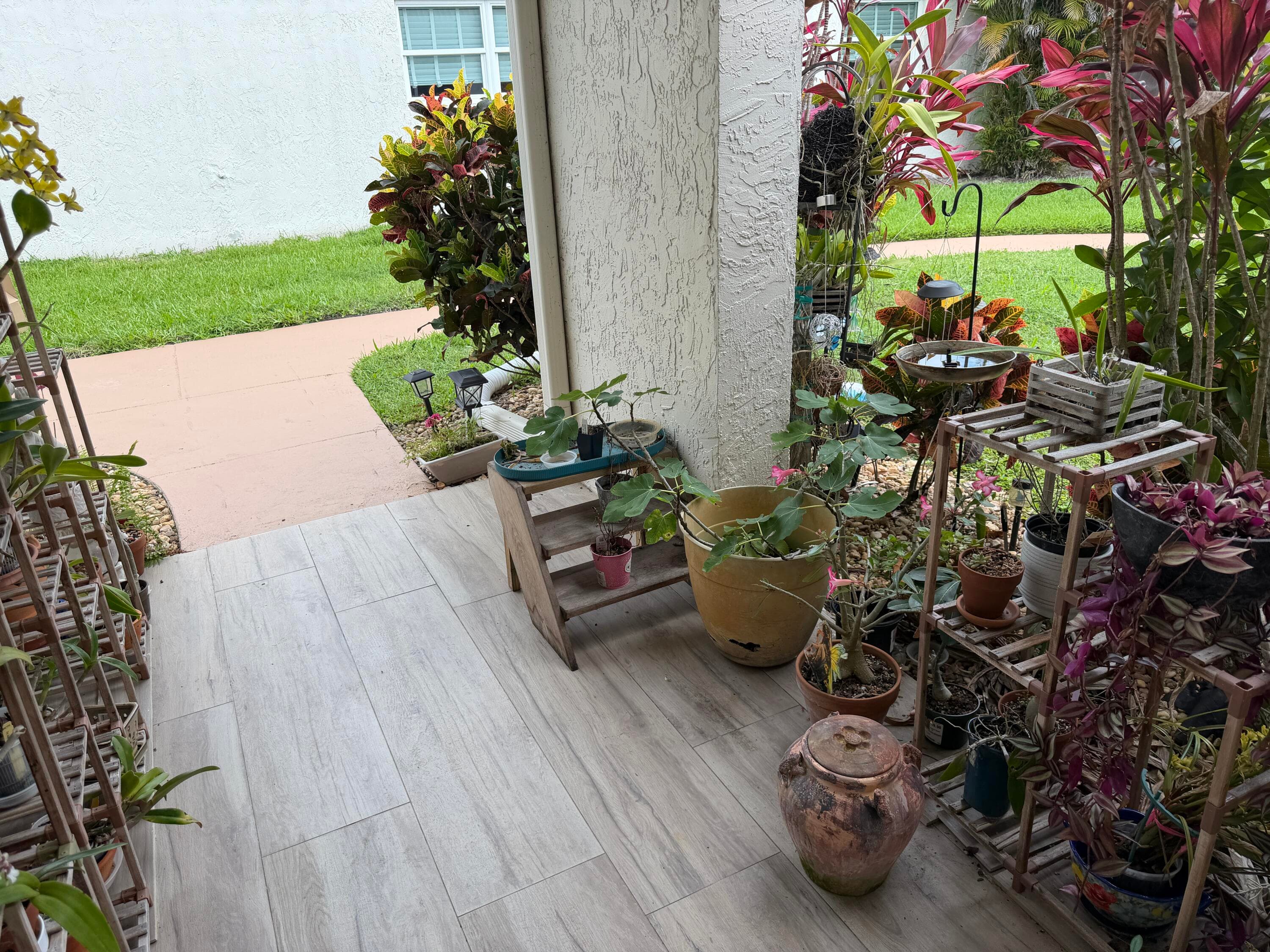 212 Lake Susan Lane, West Palm Beach, FL 33411 — photo 7 of 44