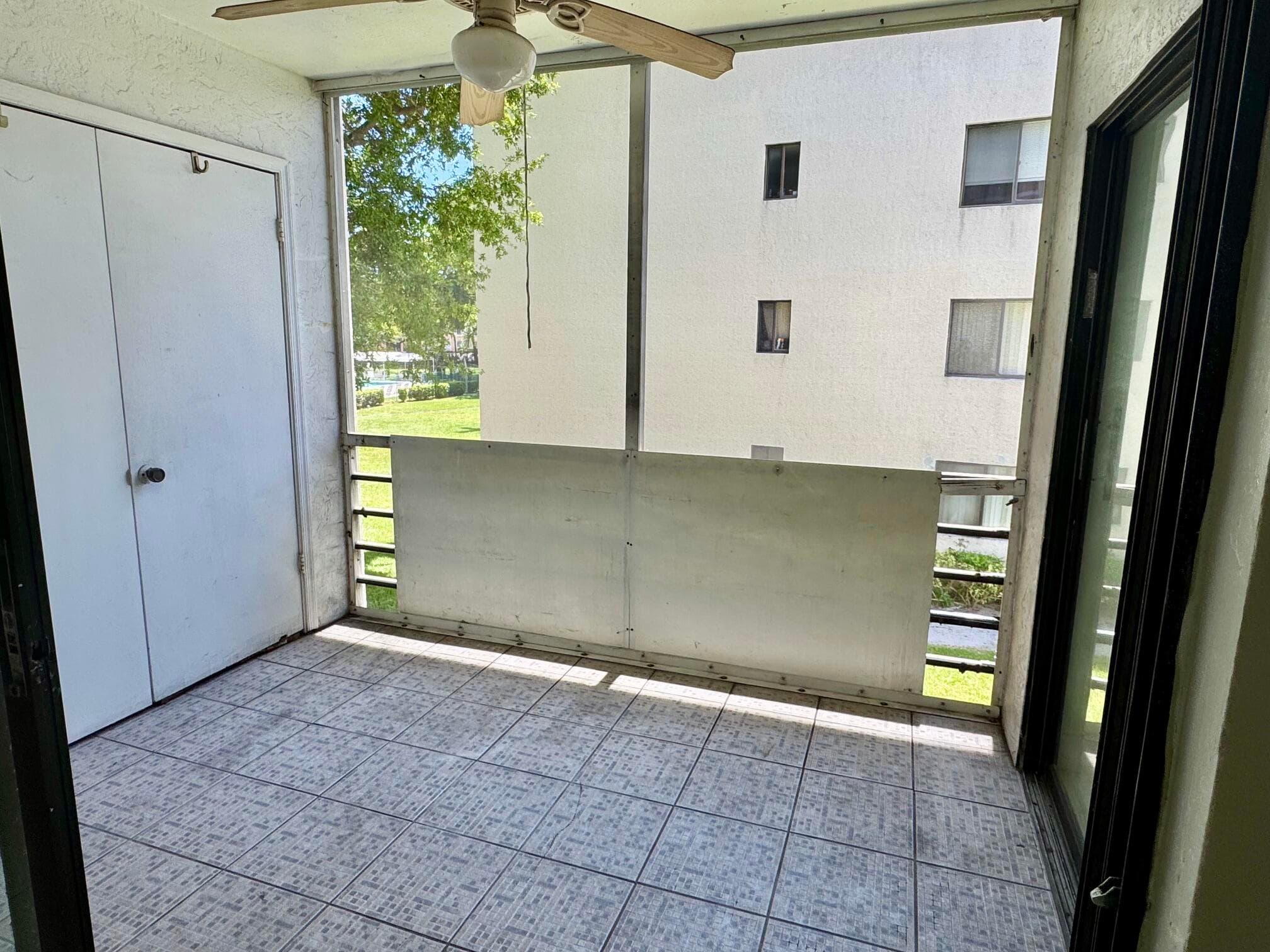 5981 Via Vermilya 208, Lake Worth, FL 33462 — photo 8 of 11