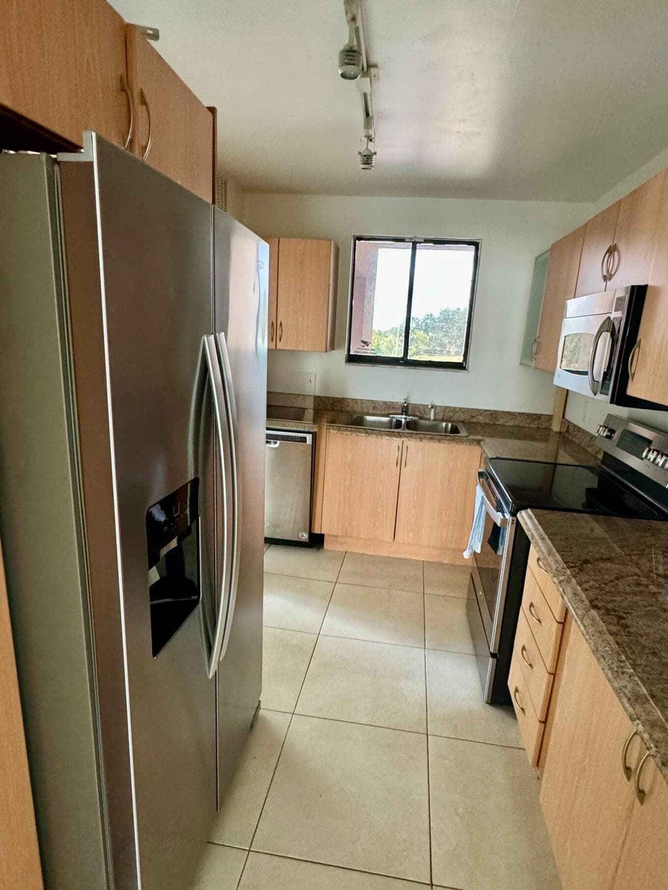 5981 Via Vermilya 208, Lake Worth, FL 33462 — photo 2 of 11