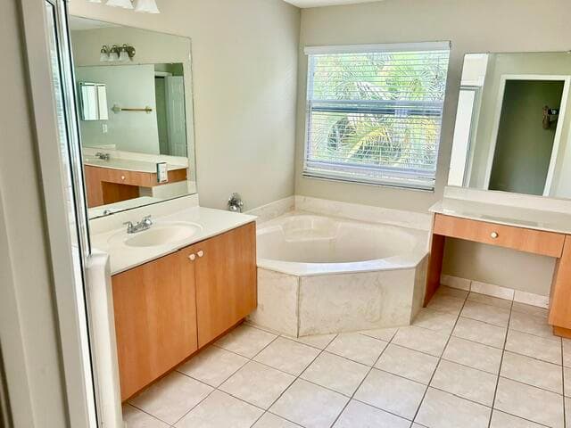 541 Alejandro Lane, West Palm Beach, FL 33413 — photo 19 of 31