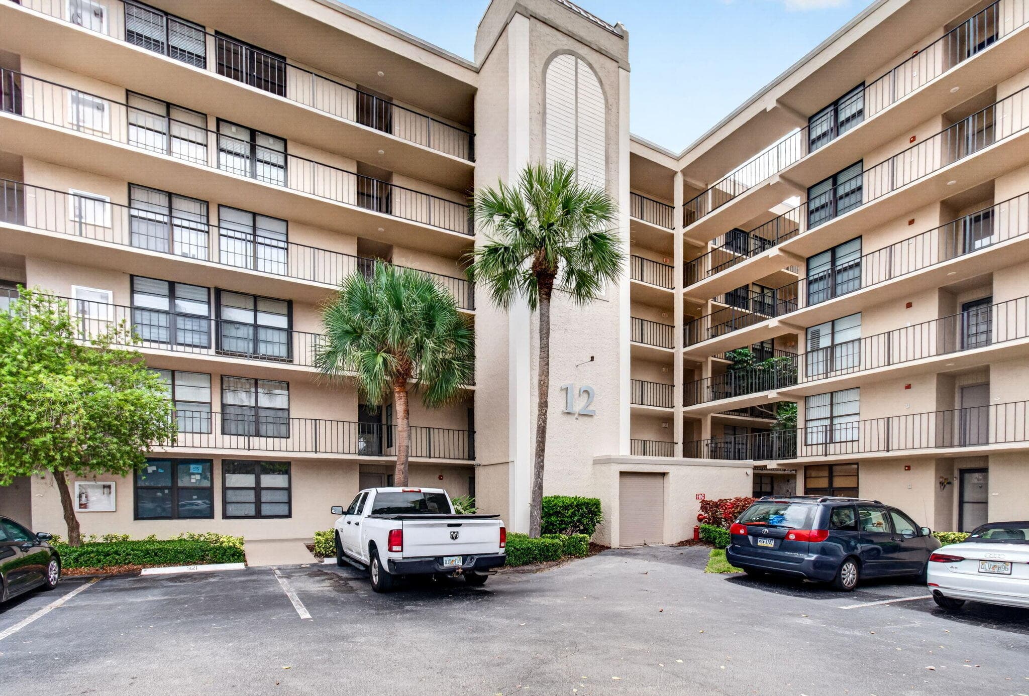 12 Royal Palm Way 501, Boca Raton, FL 33432 — photo 41 of 53