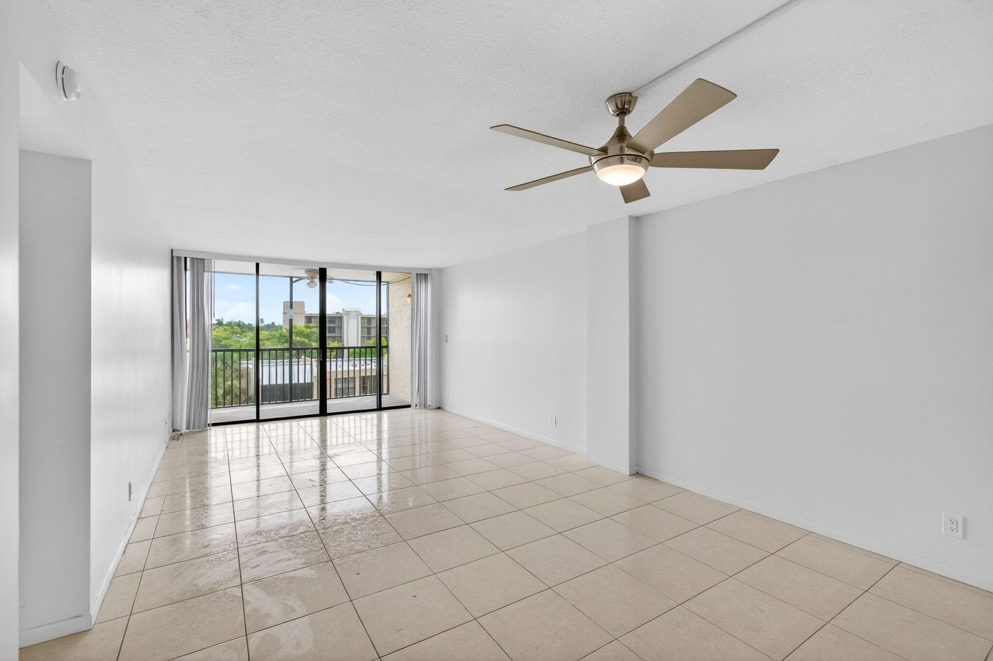 12 Royal Palm Way 501, Boca Raton, FL 33432 — photo 21 of 53