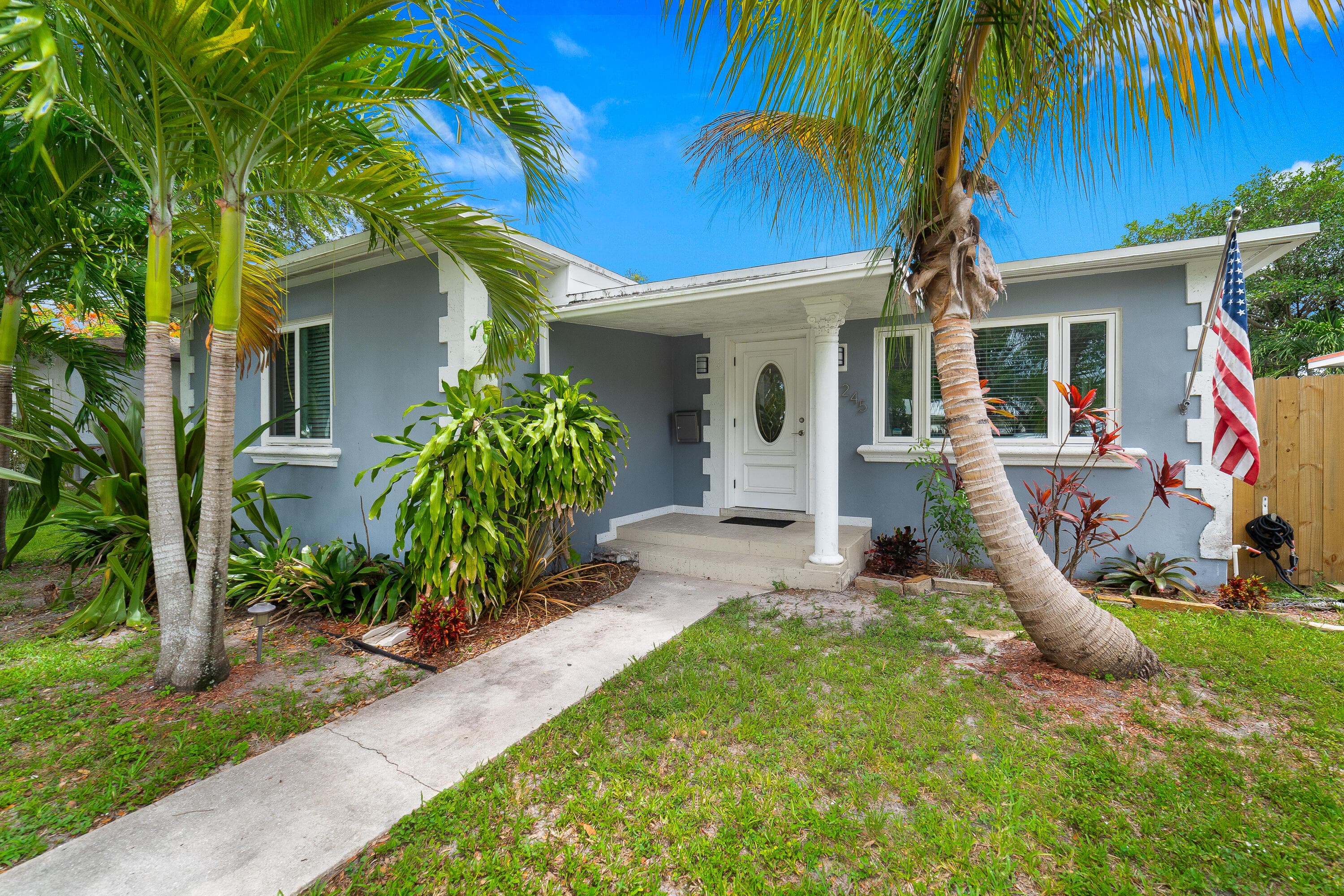 245 SW 5th Street, Dania Beach, FL 33004 — photo 34 of 35