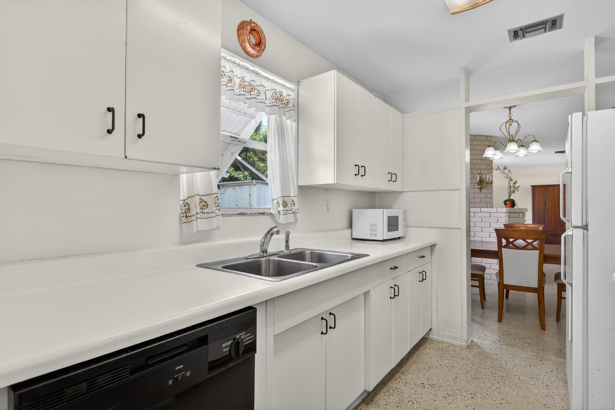 1029 Andrews Road, West Palm Beach, FL 33405 — photo 18 of 29