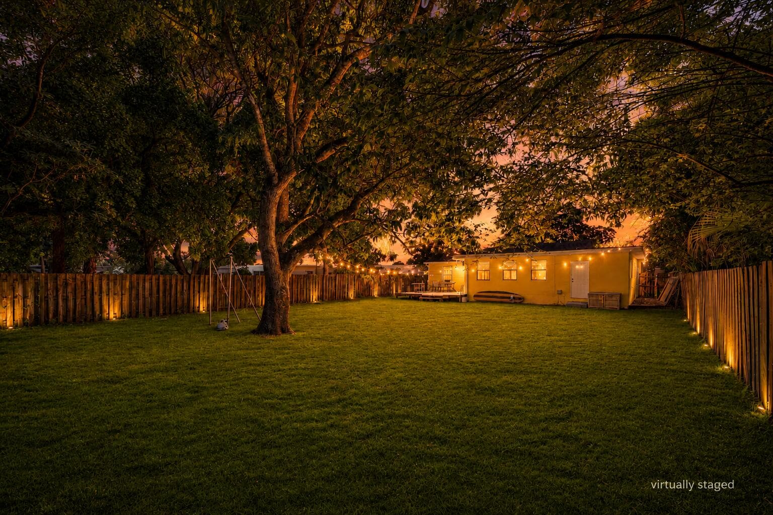 713 NE 35th Street, Oakland Park, FL 33334 — photo 3 of 23