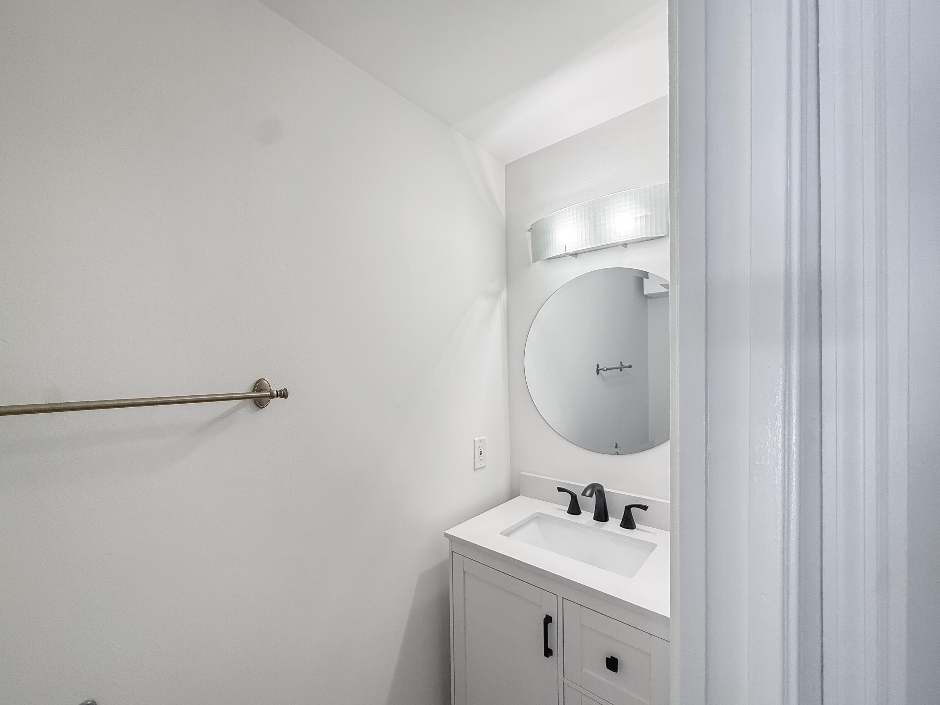 2700 S Oakland Forest Drive 305, Oakland Park, FL 33309 — photo 15 of 41