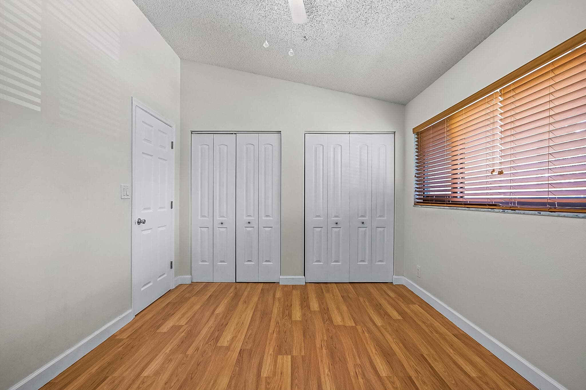 2700 S Oakland Forest Drive 305, Oakland Park, FL 33309 — photo 33 of 41