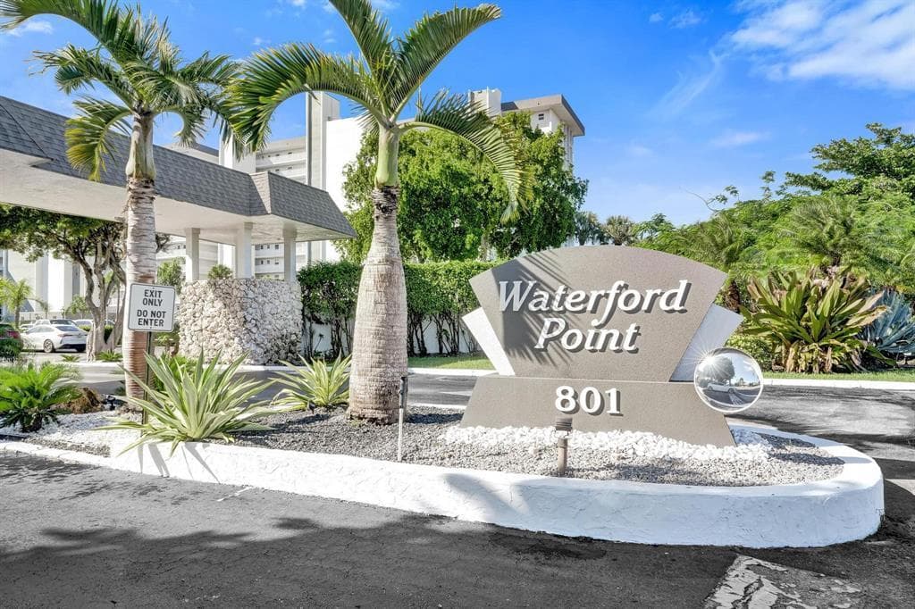 801 S Federal Highway 604, Pompano Beach, FL 33062 — photo 1 of 26