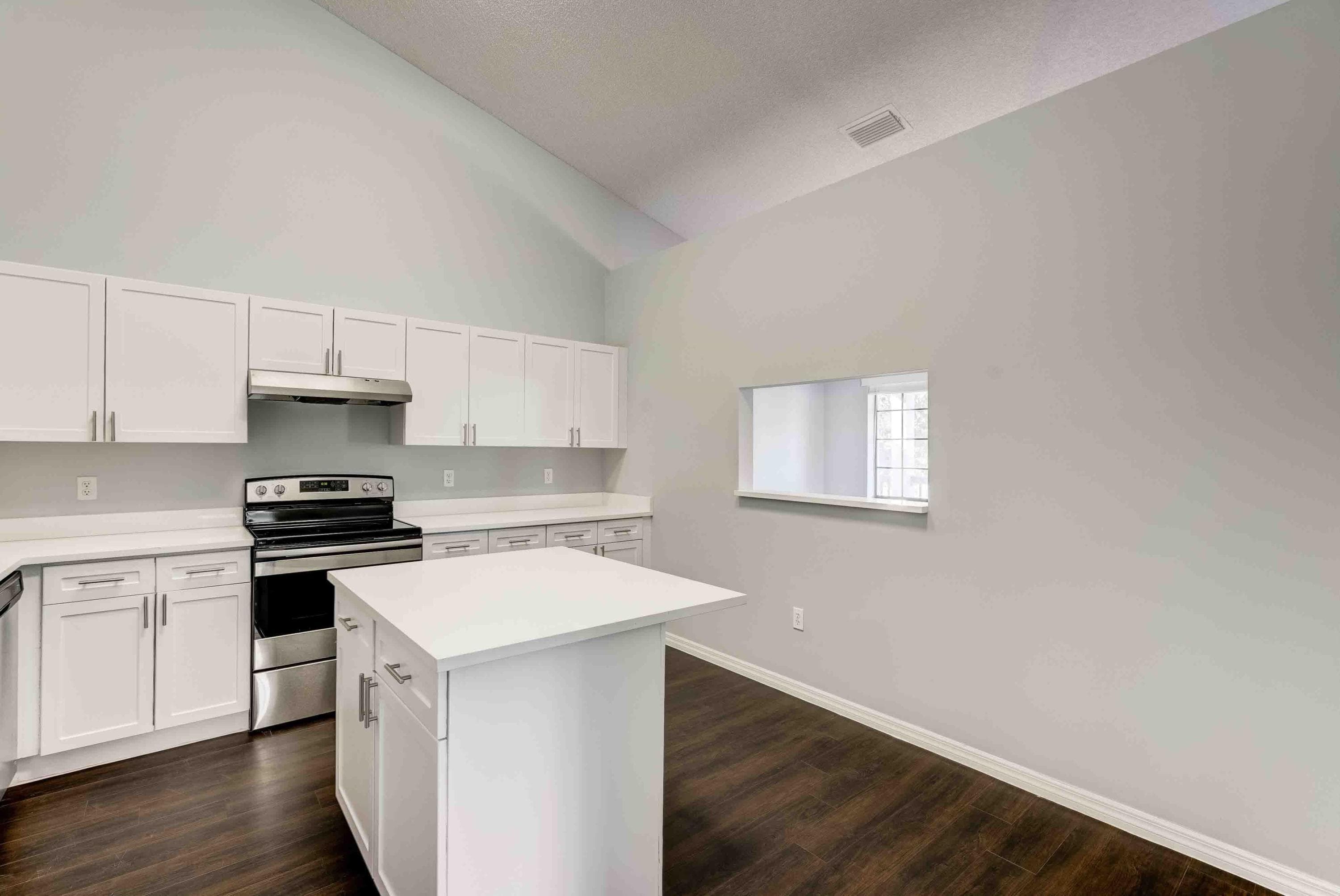 4685 N Haverhill Road B24, West Palm Beach, FL 33417 — photo 2 of 37