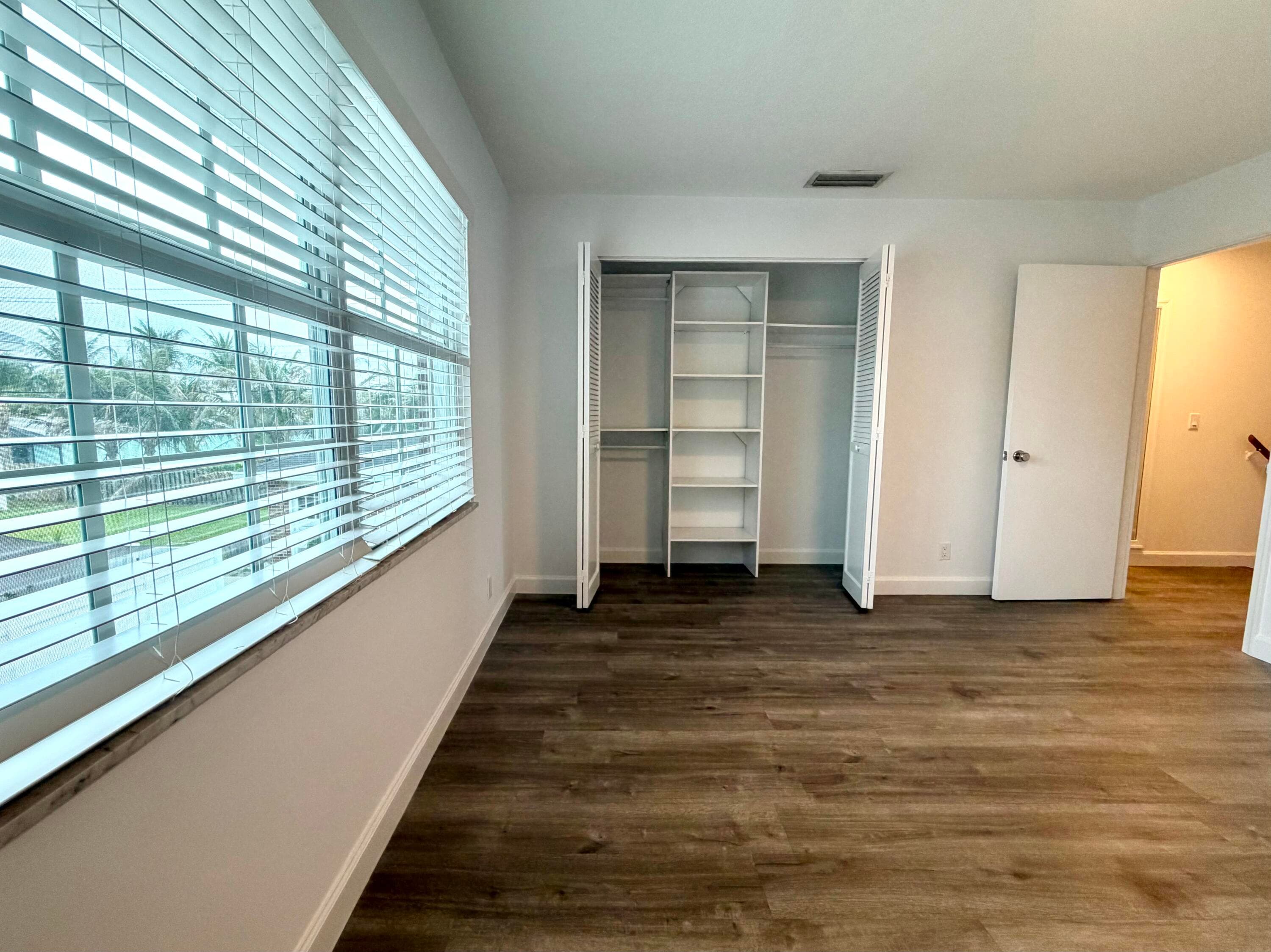413 N Cypress Drive, Jupiter, FL 33469 — photo 14 of 29