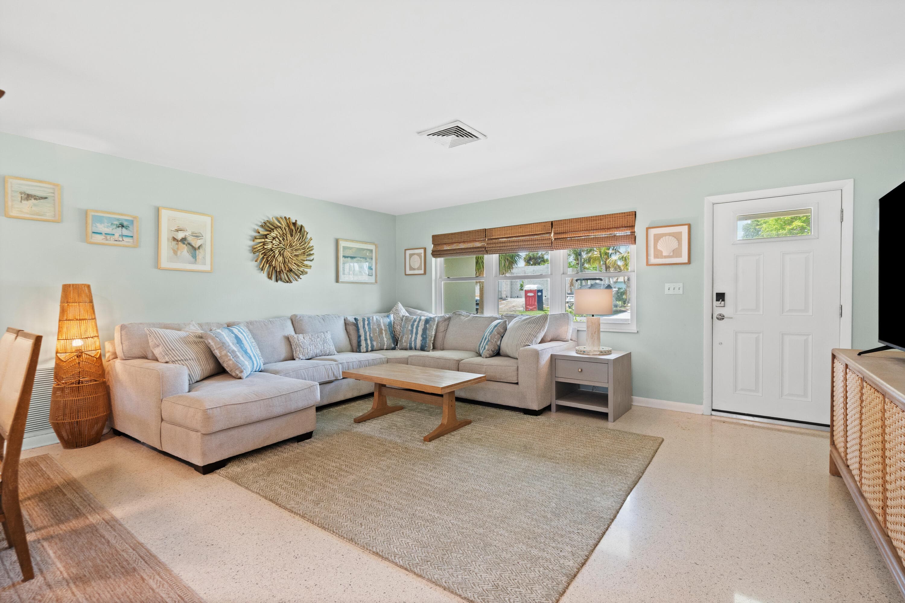1621 Frances Avenue, Fort Pierce, FL 34949 — photo 5 of 46