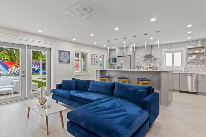 322 NW 4th Avenue, Delray Beach, FL 33444 — photo 6 of 37