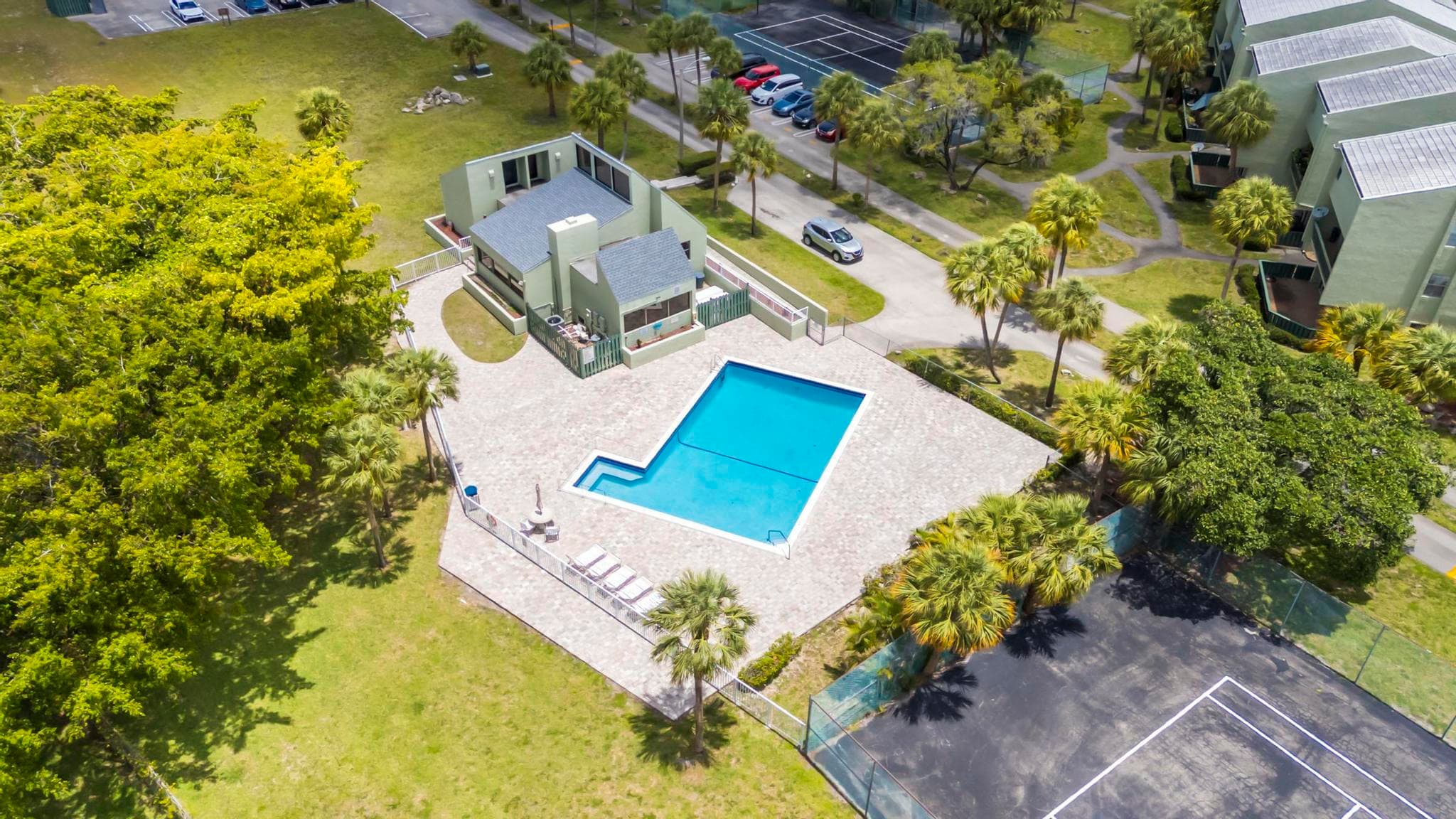 9000 NW 28th Drive 1-204, Coral Springs, FL 33065 — photo 32 of 42