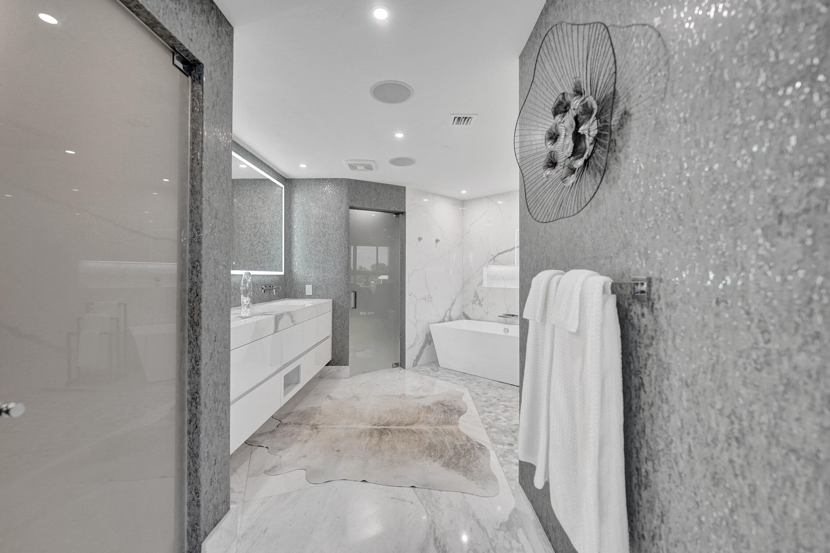 615 Bayshore Drive 402, Fort Lauderdale, FL 33304 — photo 42 of 108