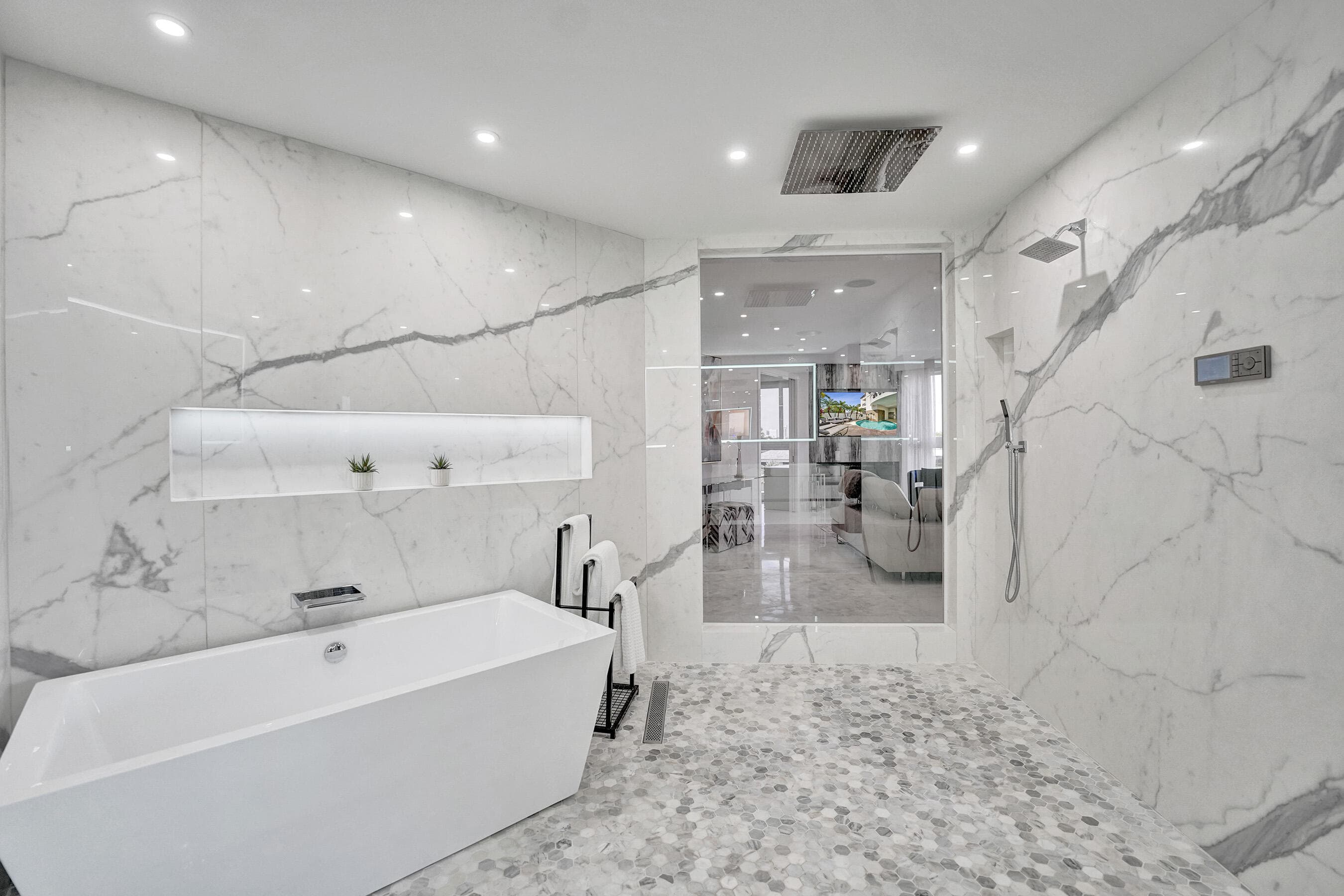 615 Bayshore Drive 402, Fort Lauderdale, FL 33304 — photo 46 of 108