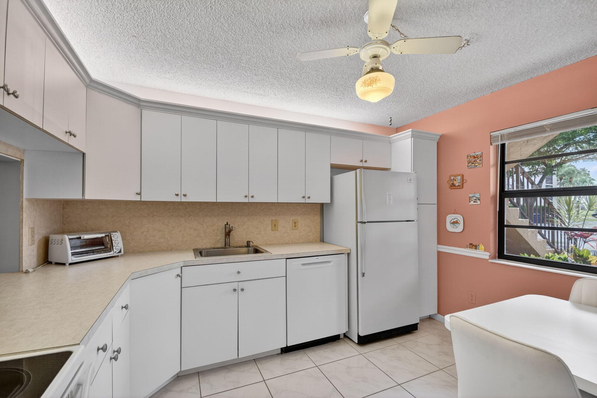145 Lake Nancy Lane 128, West Palm Beach, FL 33411 — photo 6 of 54