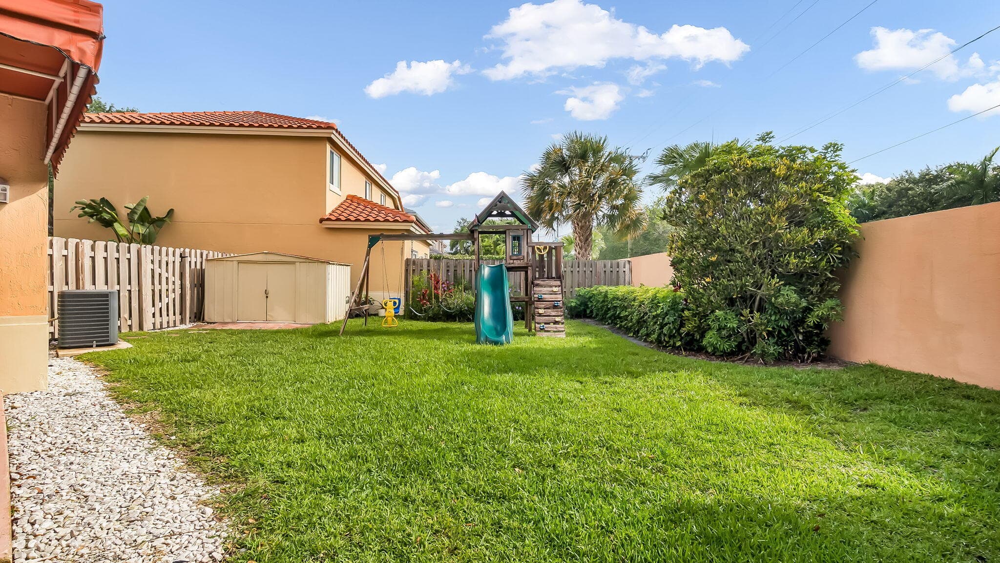 2510 Rampart Way S, Hollywood, FL 33026 — photo 32 of 33