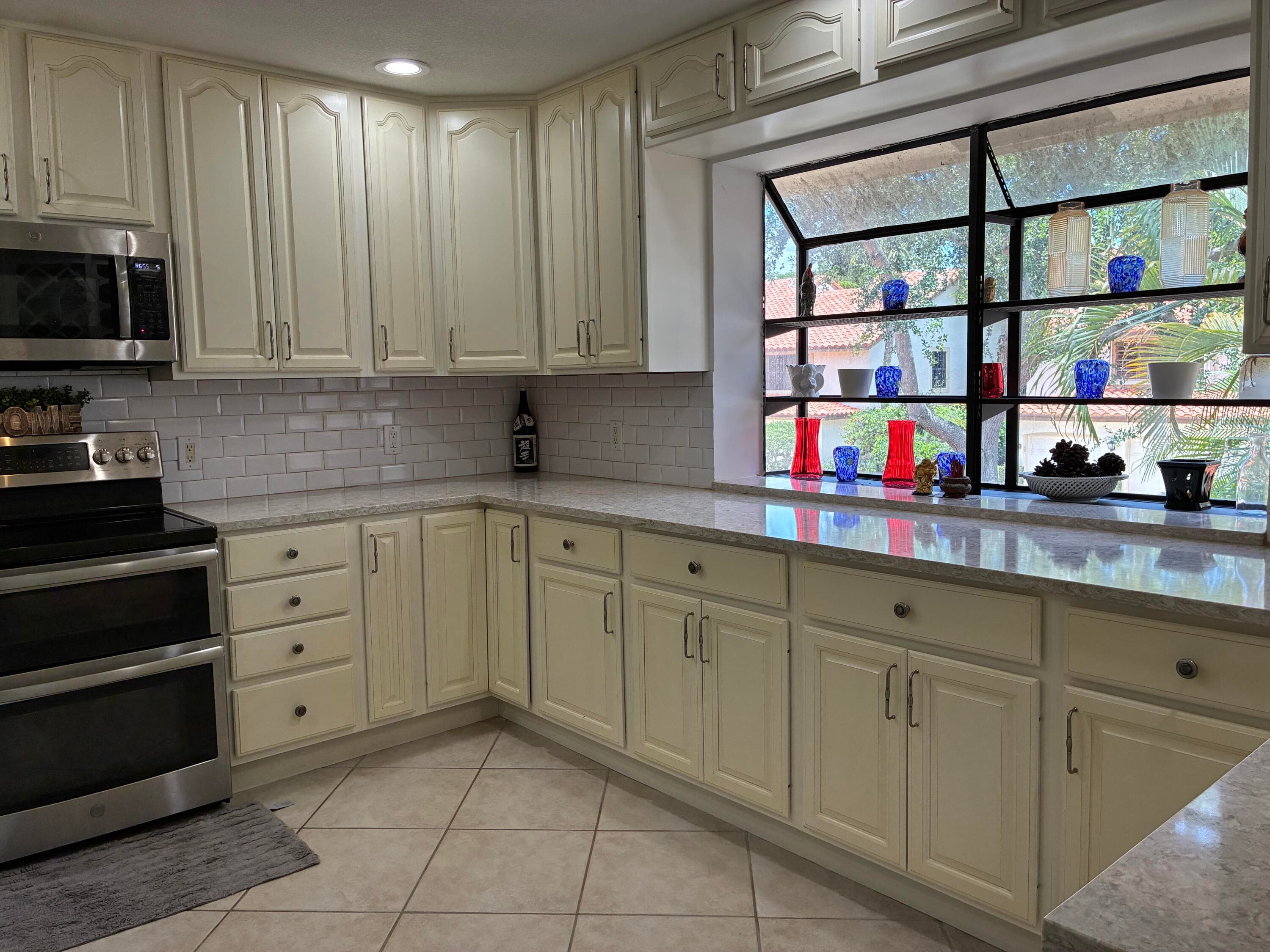 7895 La Mirada Drive, Boca Raton, FL 33433 — photo 18 of 43