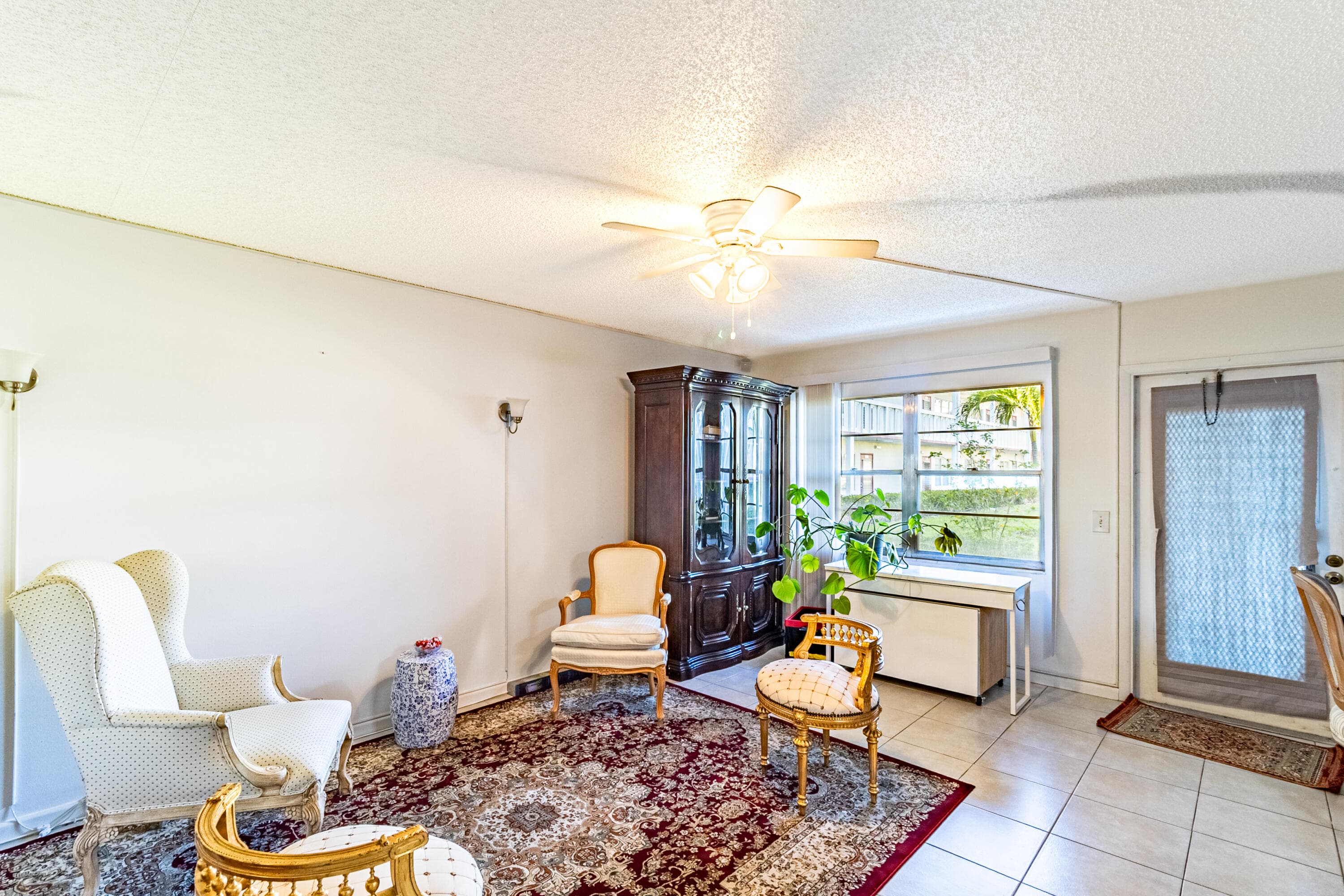 213 Fanshaw F, Boca Raton, FL 33434 — photo 3 of 15