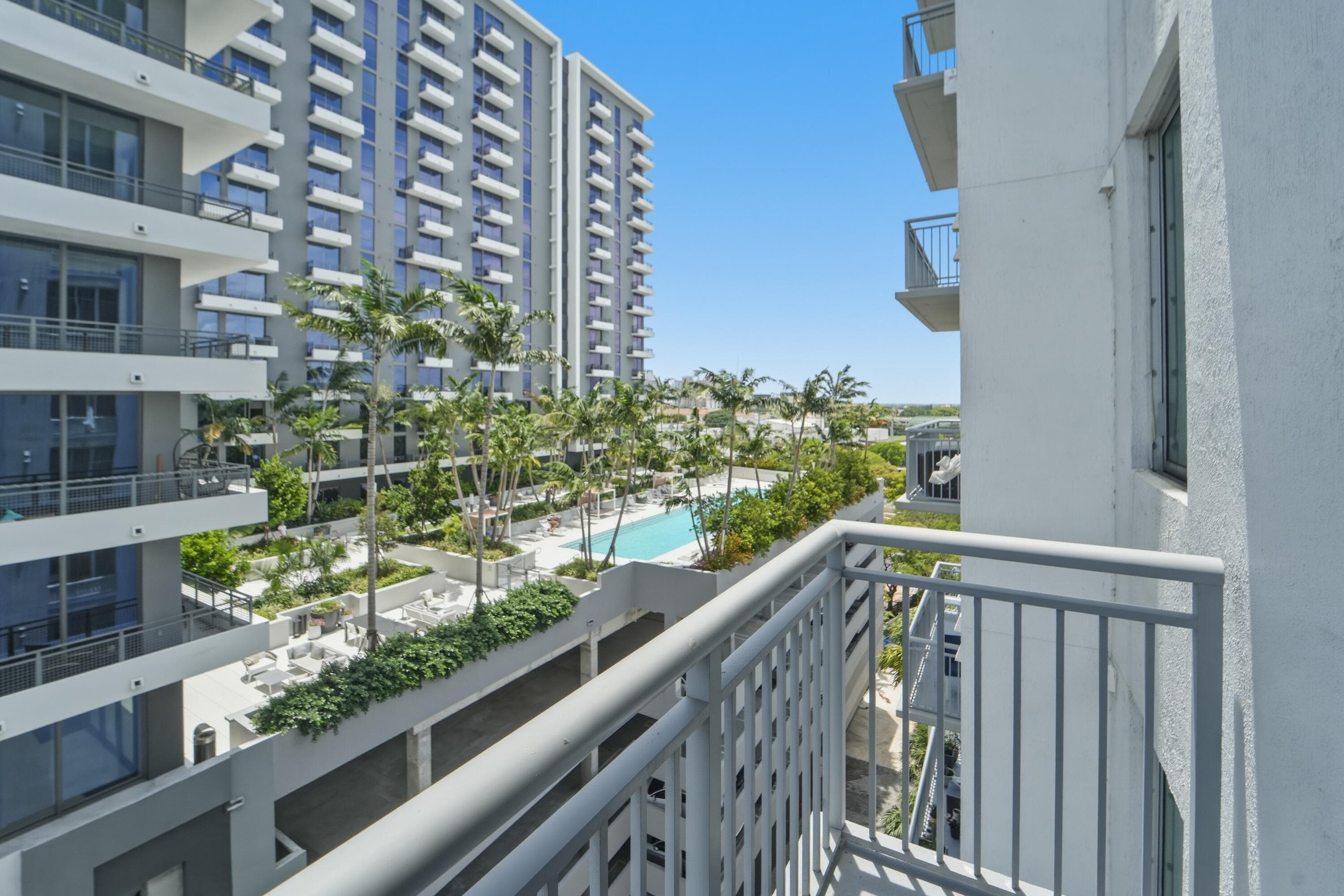 300 S Australian Avenue 919, West Palm Beach, FL 33401 — photo 27 of 76