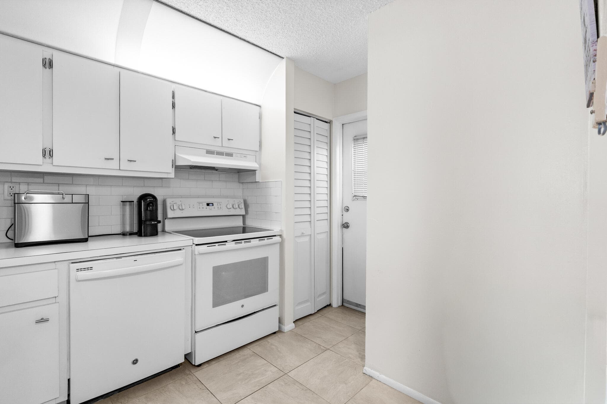 4501 NE 21 Avenue 406, Fort Lauderdale, FL 33308 — photo 7 of 26