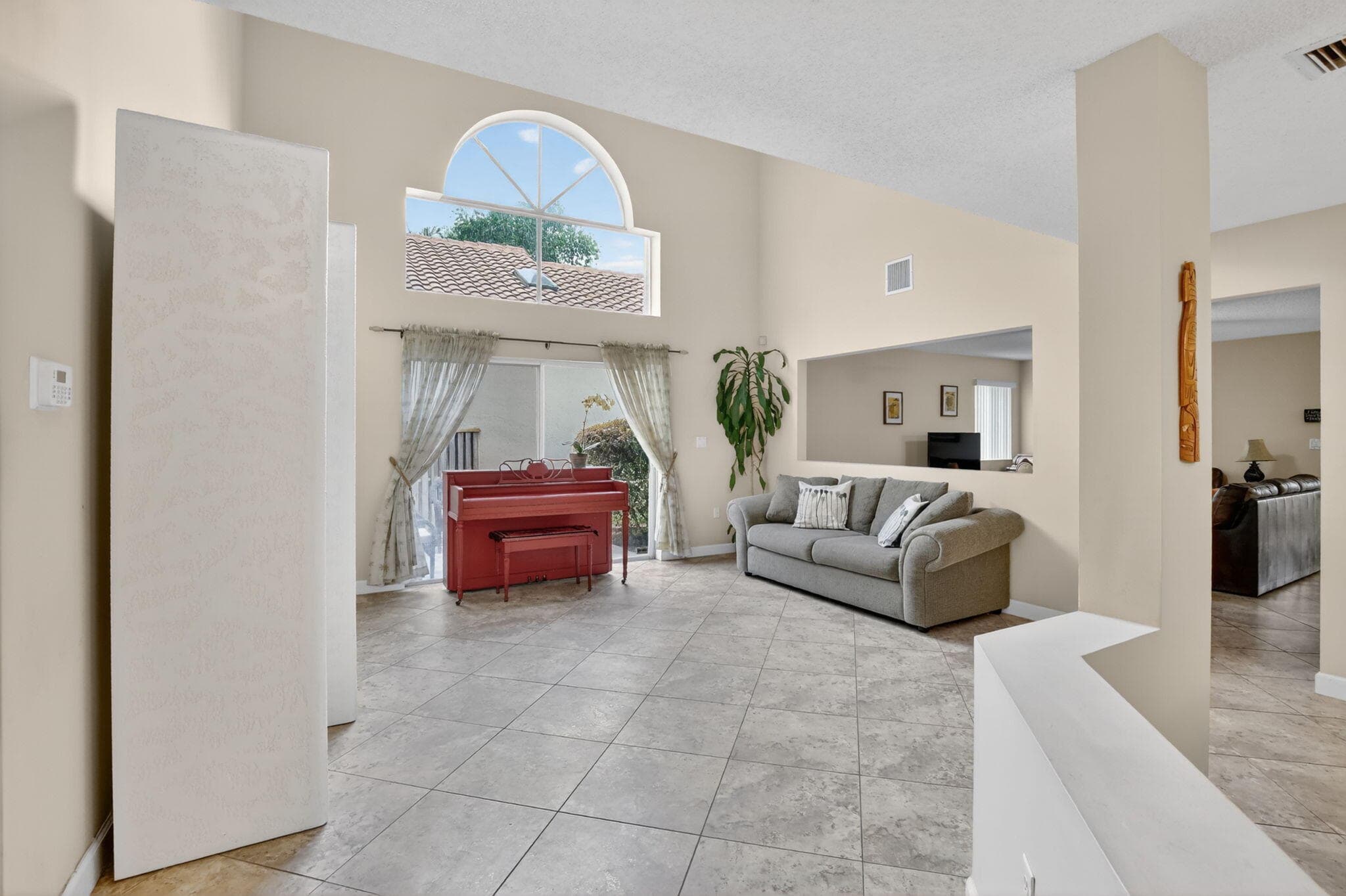 10111 NW 4th Street, Plantation, FL 33324 — photo 14 of 65