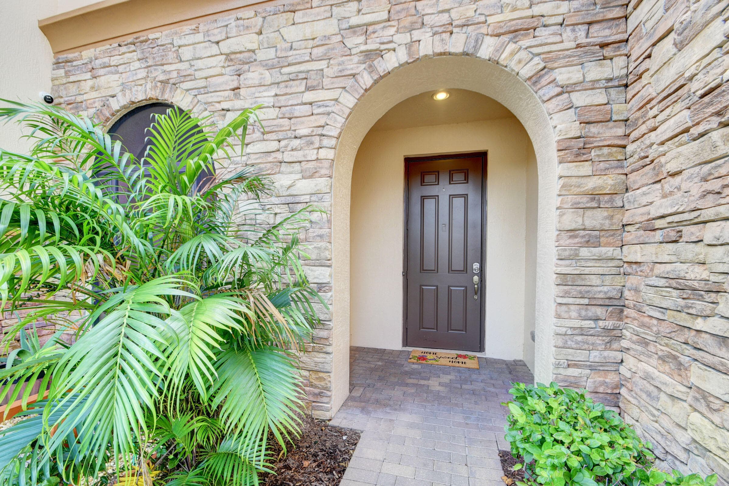 10385 Wellington Parc Drive, Wellington, FL 33449 — photo 7 of 53