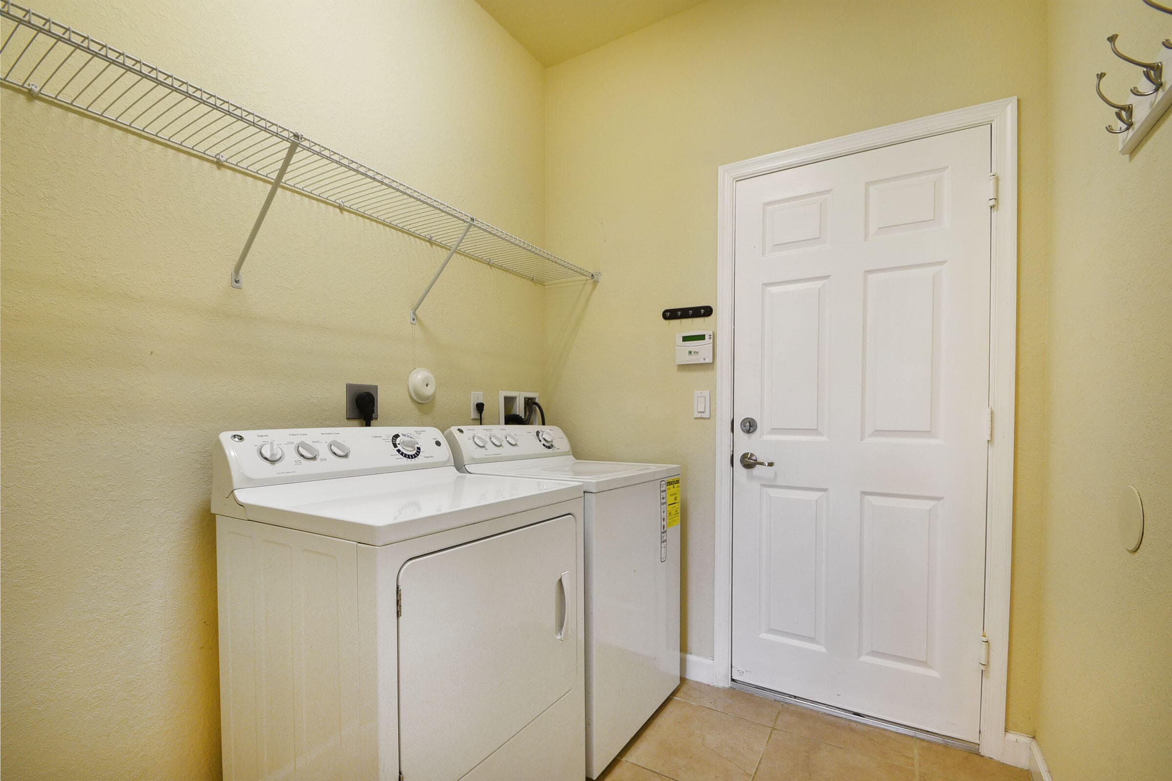 10385 Wellington Parc Drive, Wellington, FL 33449 — photo 10 of 53