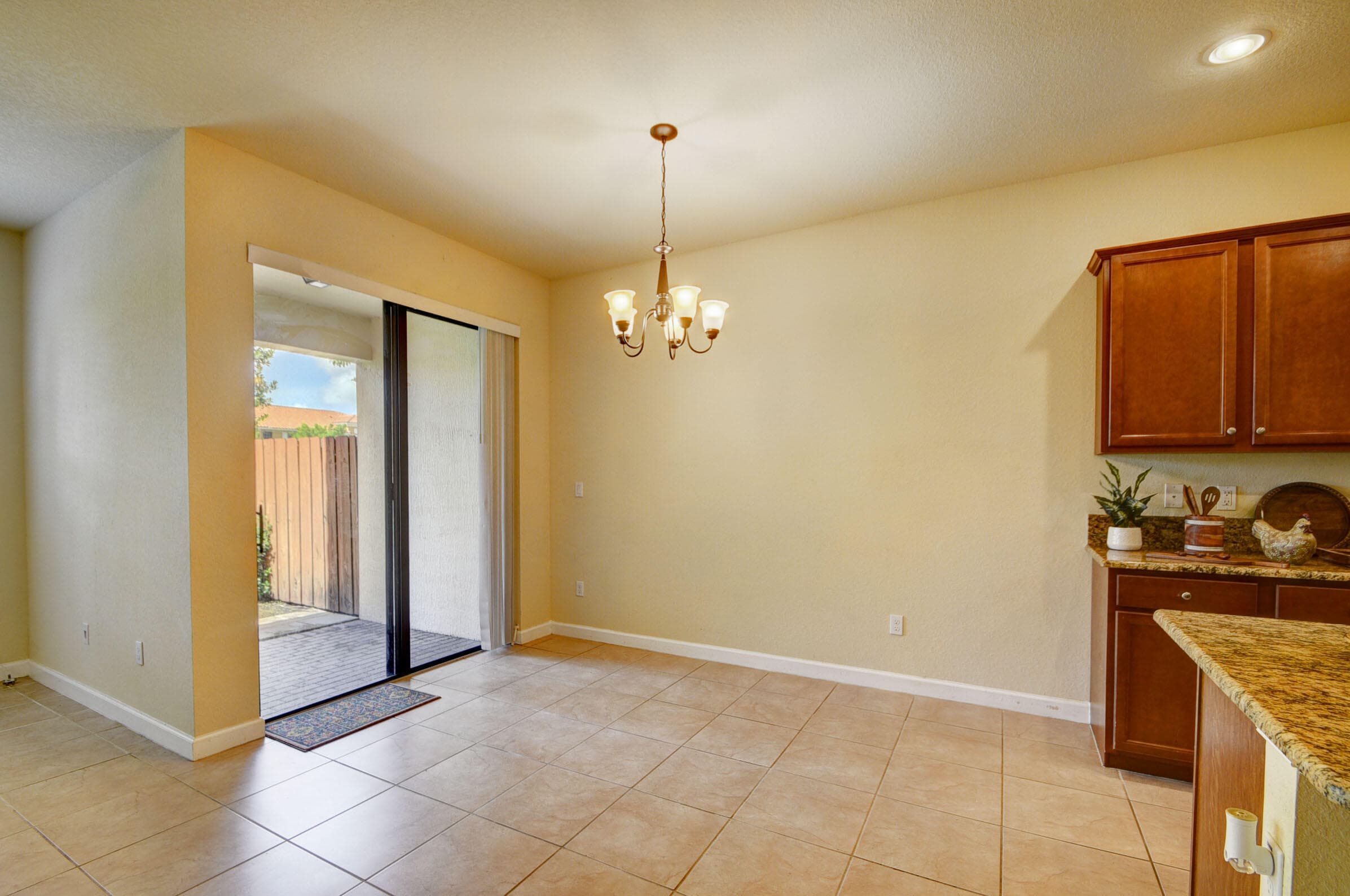 10385 Wellington Parc Drive, Wellington, FL 33449 — photo 12 of 53