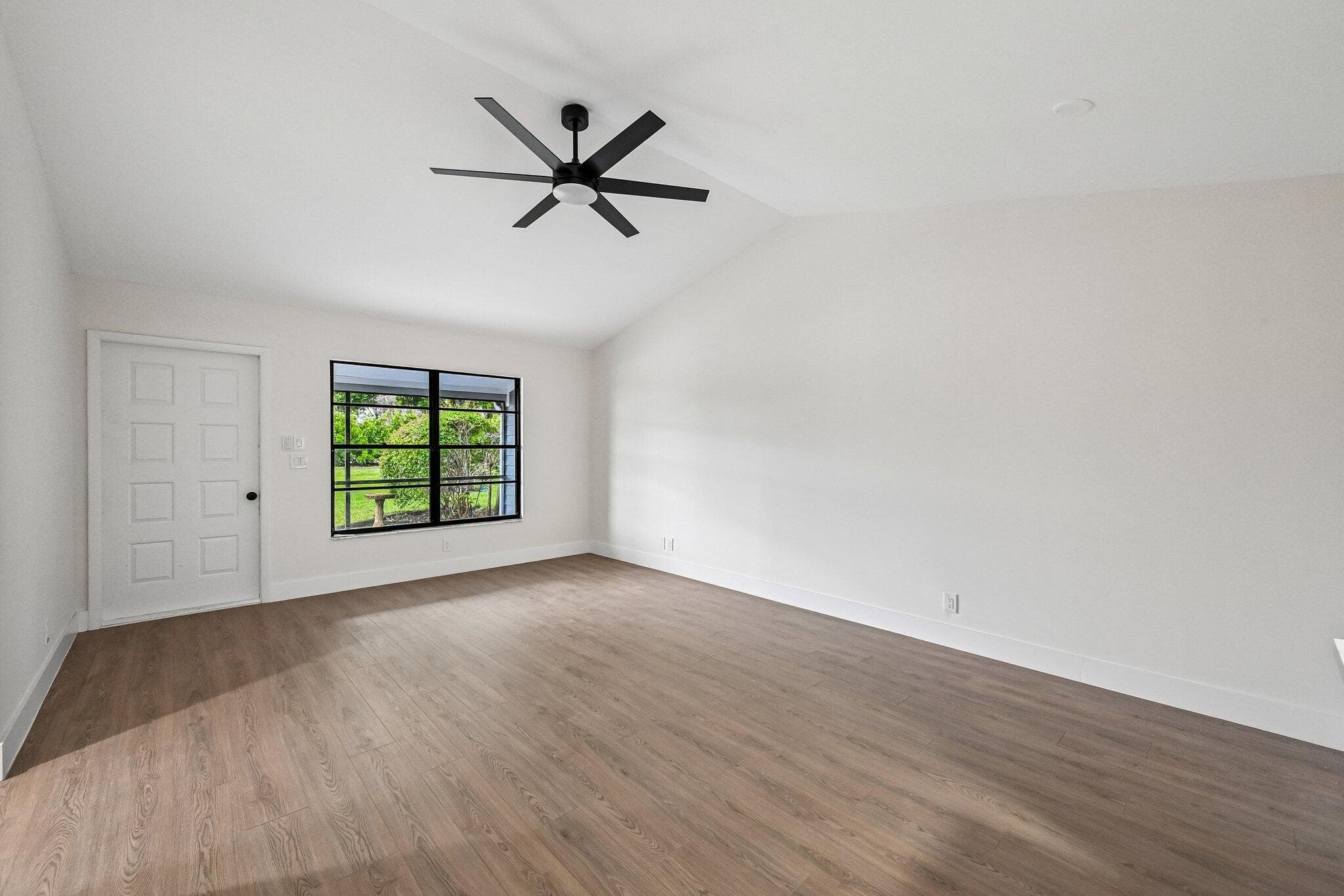 9095 SE Hobe Ridge Avenue, Hobe Sound, FL 33455 — photo 8 of 19