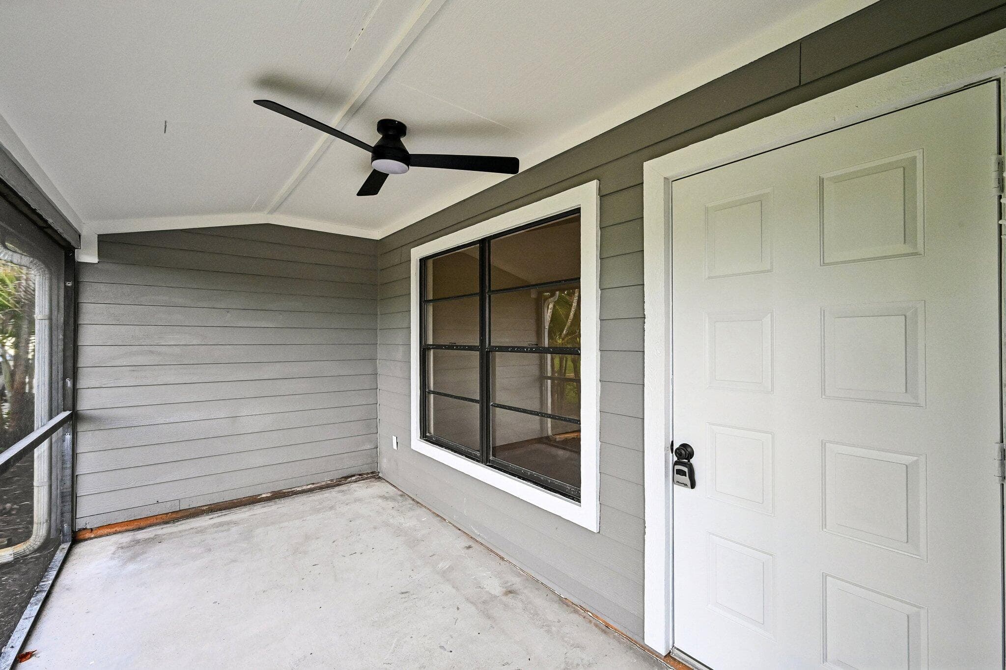 9095 SE Hobe Ridge Avenue, Hobe Sound, FL 33455 — photo 16 of 19