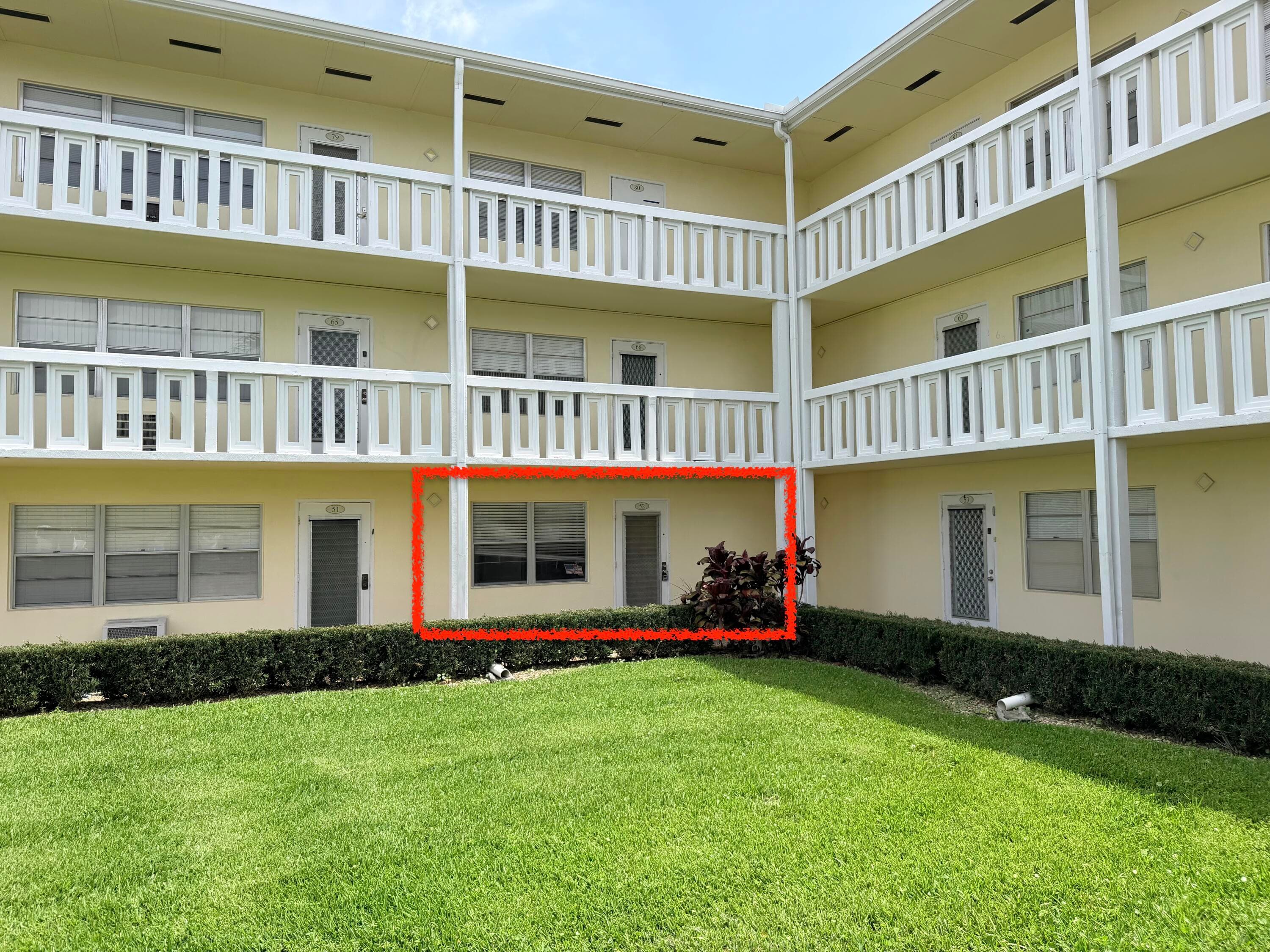 52 Dorset Drive B, Boca Raton, FL 33434 — photo 2 of 36
