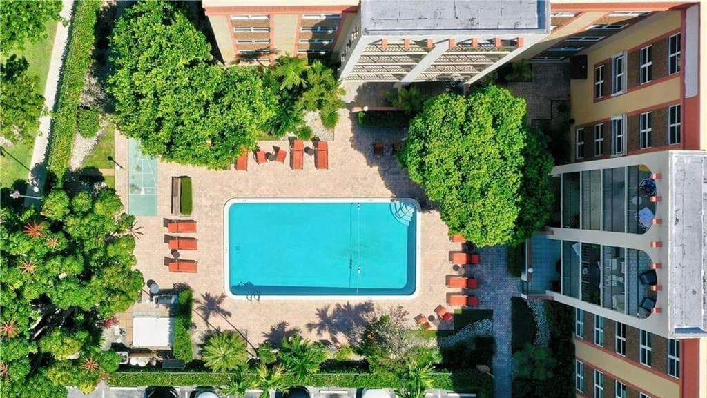 400 N Riverside Drive 503, Pompano Beach, FL 33062 — photo 4 of 28
