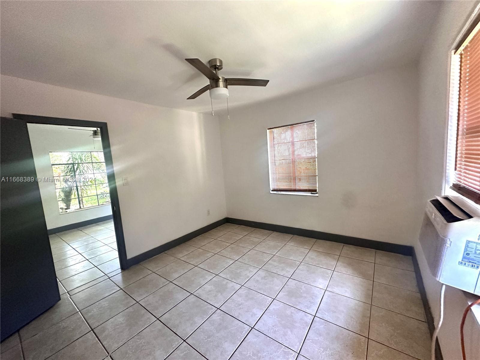 1418 SW 27th Street 1, Fort Lauderdale, FL 33315 — photo 6 of 13