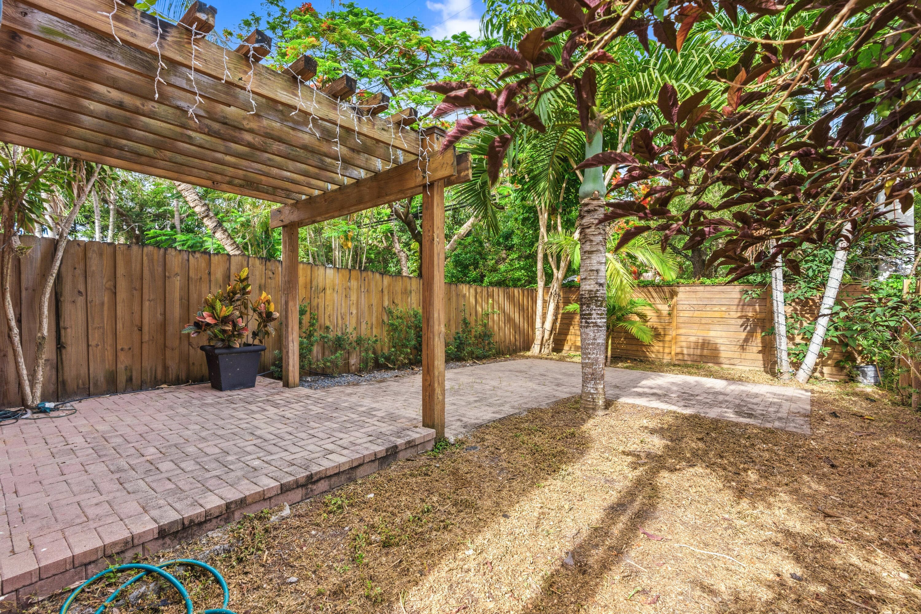 645 NW 2nd Avenue, Fort Lauderdale, FL 33311 — photo 26 of 29