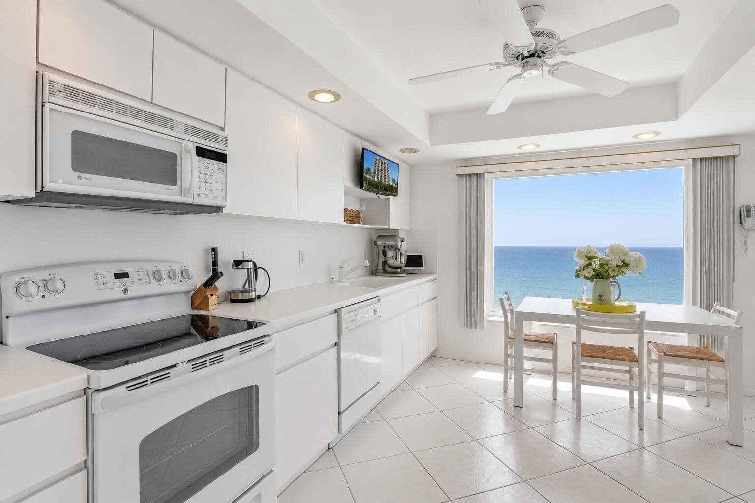 600 S Ocean Boulevard 6010, Boca Raton, FL 33432 — photo 13 of 39