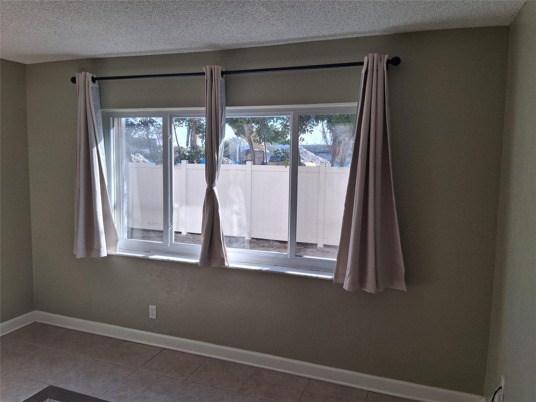 5720 NE 22nd Way 406, Fort Lauderdale, FL 33308 — photo 16 of 28